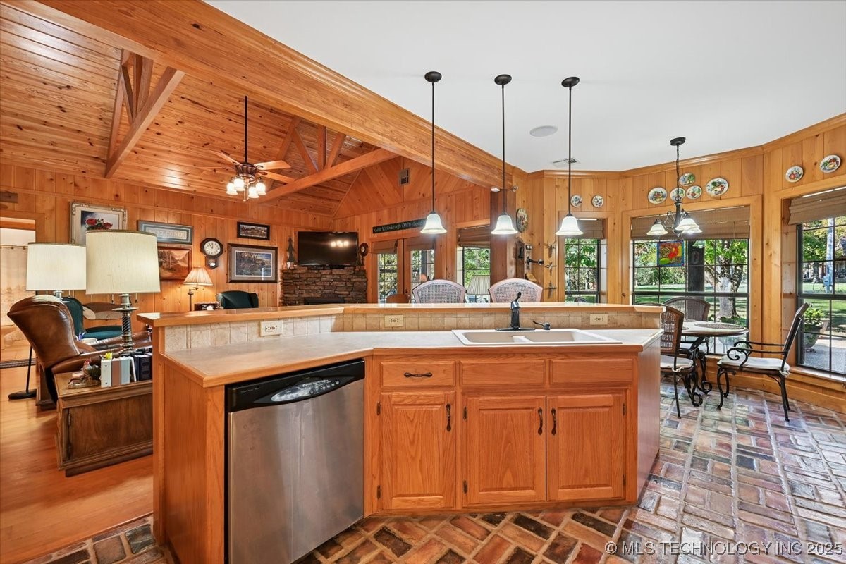 22217 Us Hwy 59 Property Photo 21