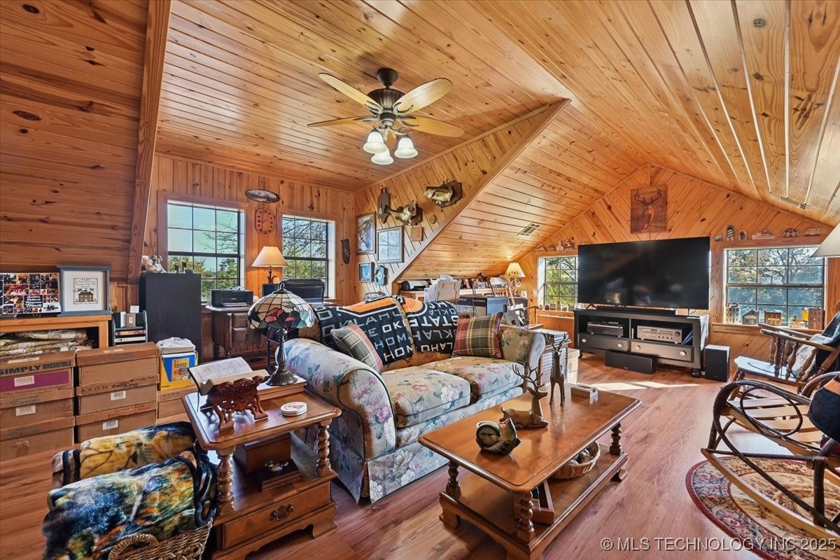 22217 Us Hwy 59 Property Photo 40