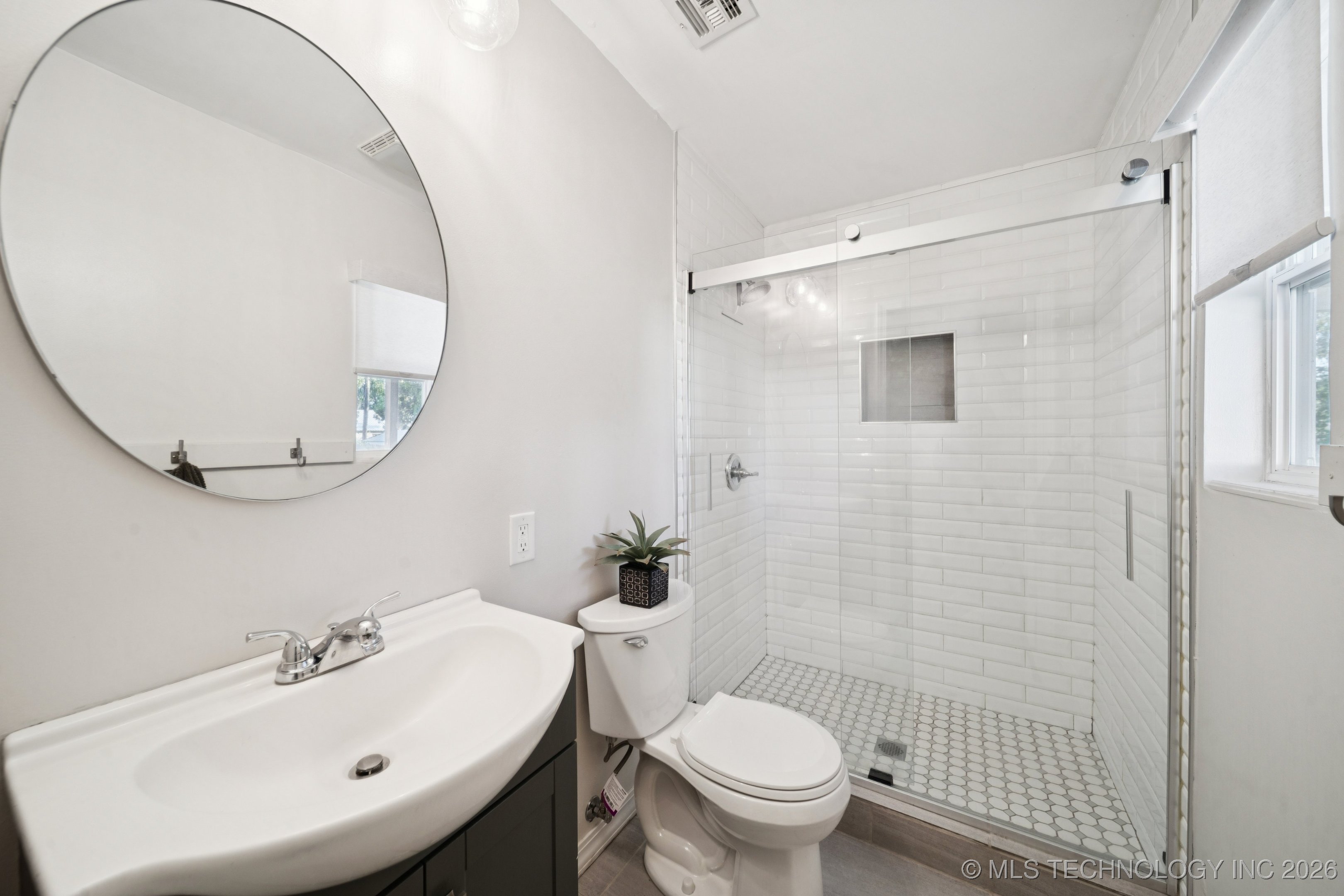 259 E 46th Street Property Photo 21