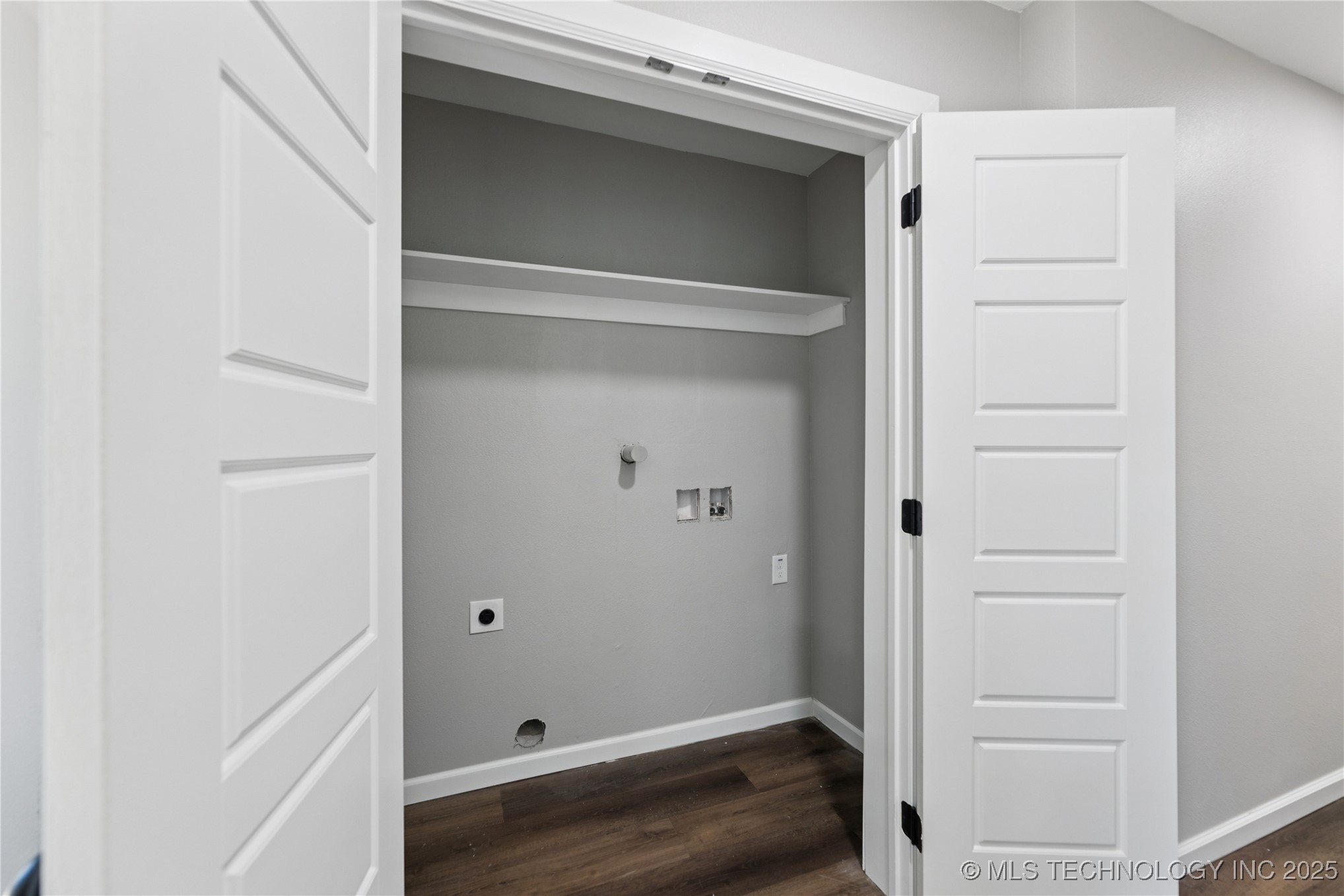 1307 N Tacoma Street B Property Photo 26