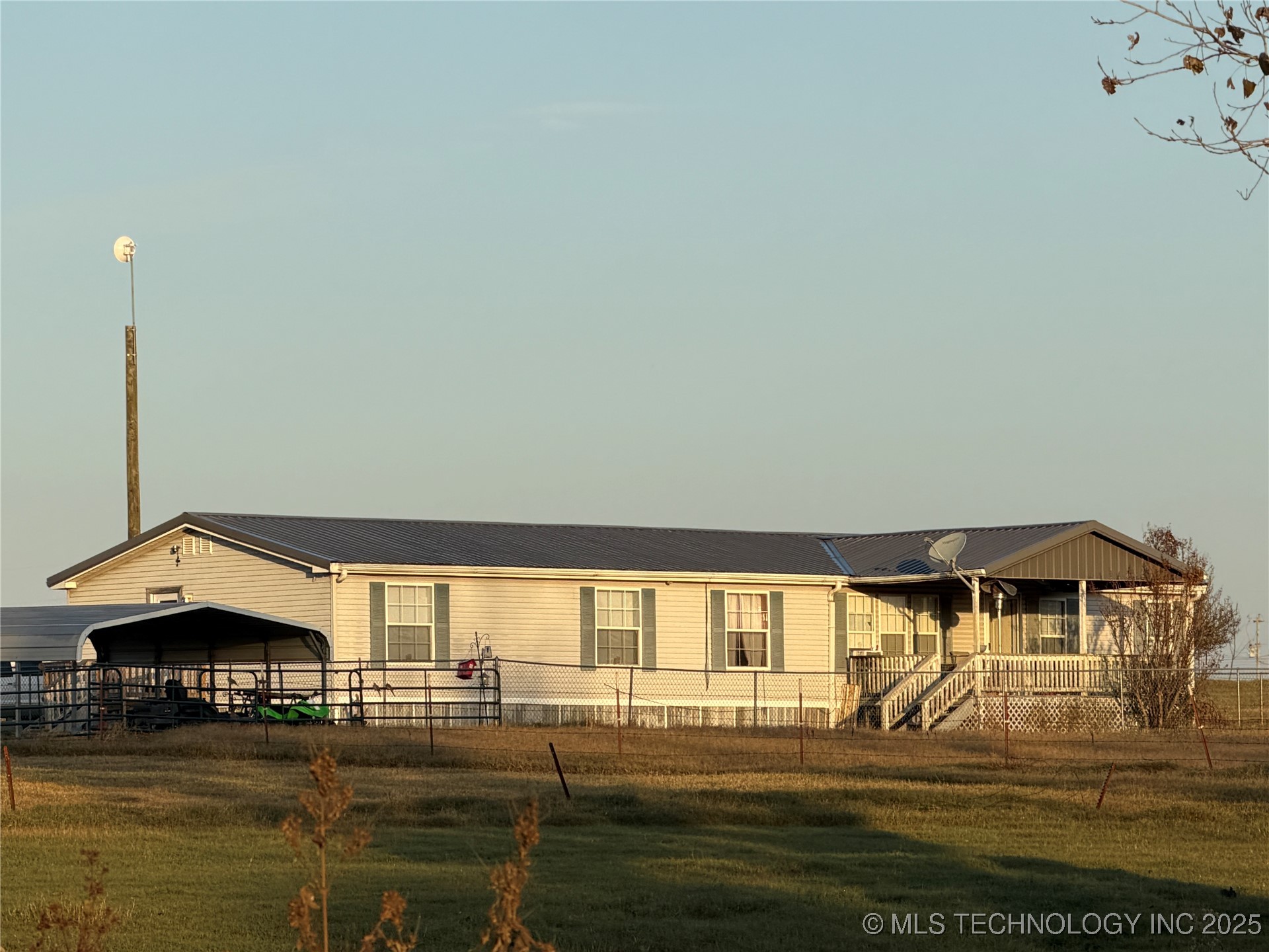 410053 E 1240 Property Photo 2