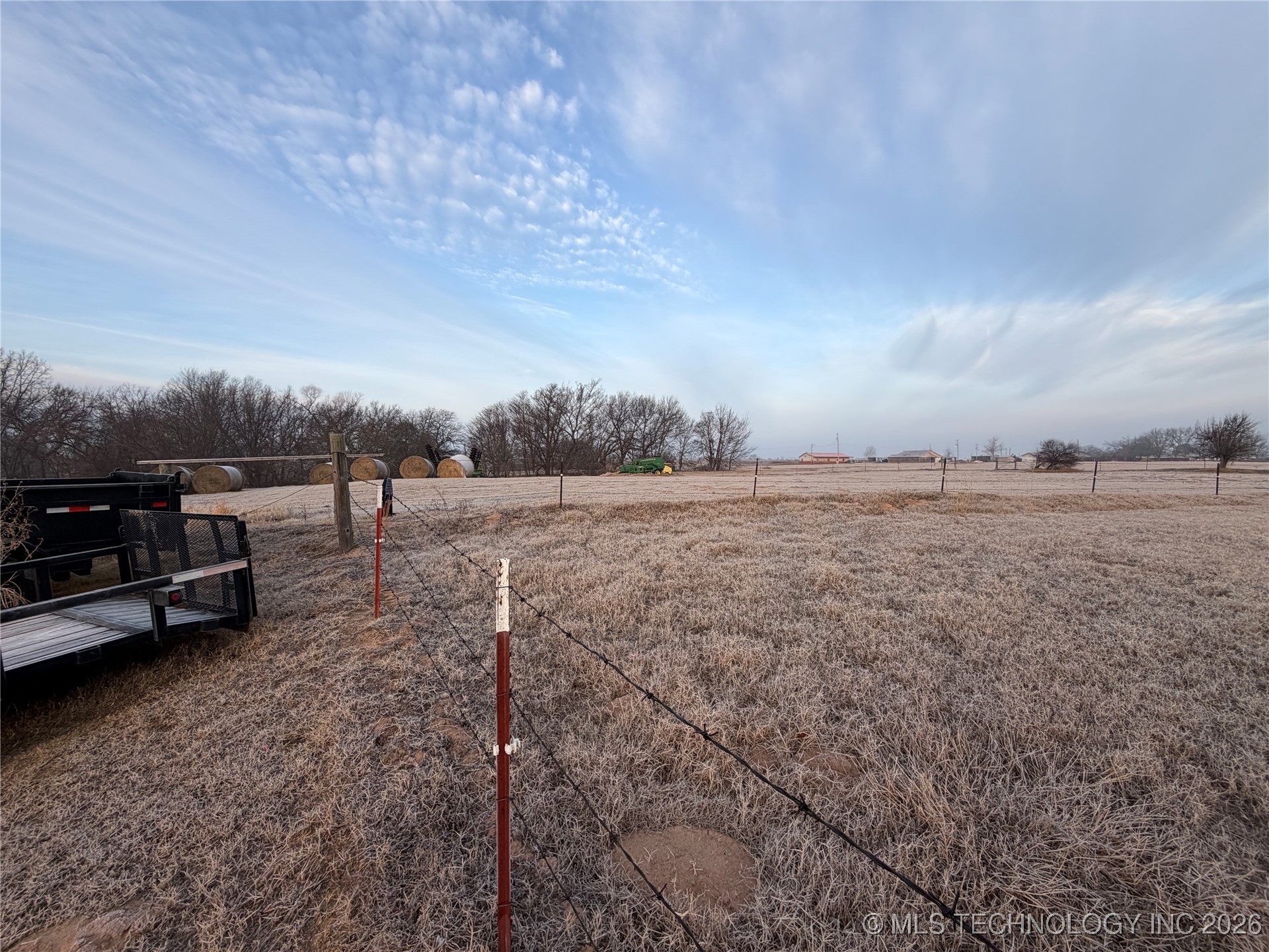 410053 E 1240 Property Photo 18