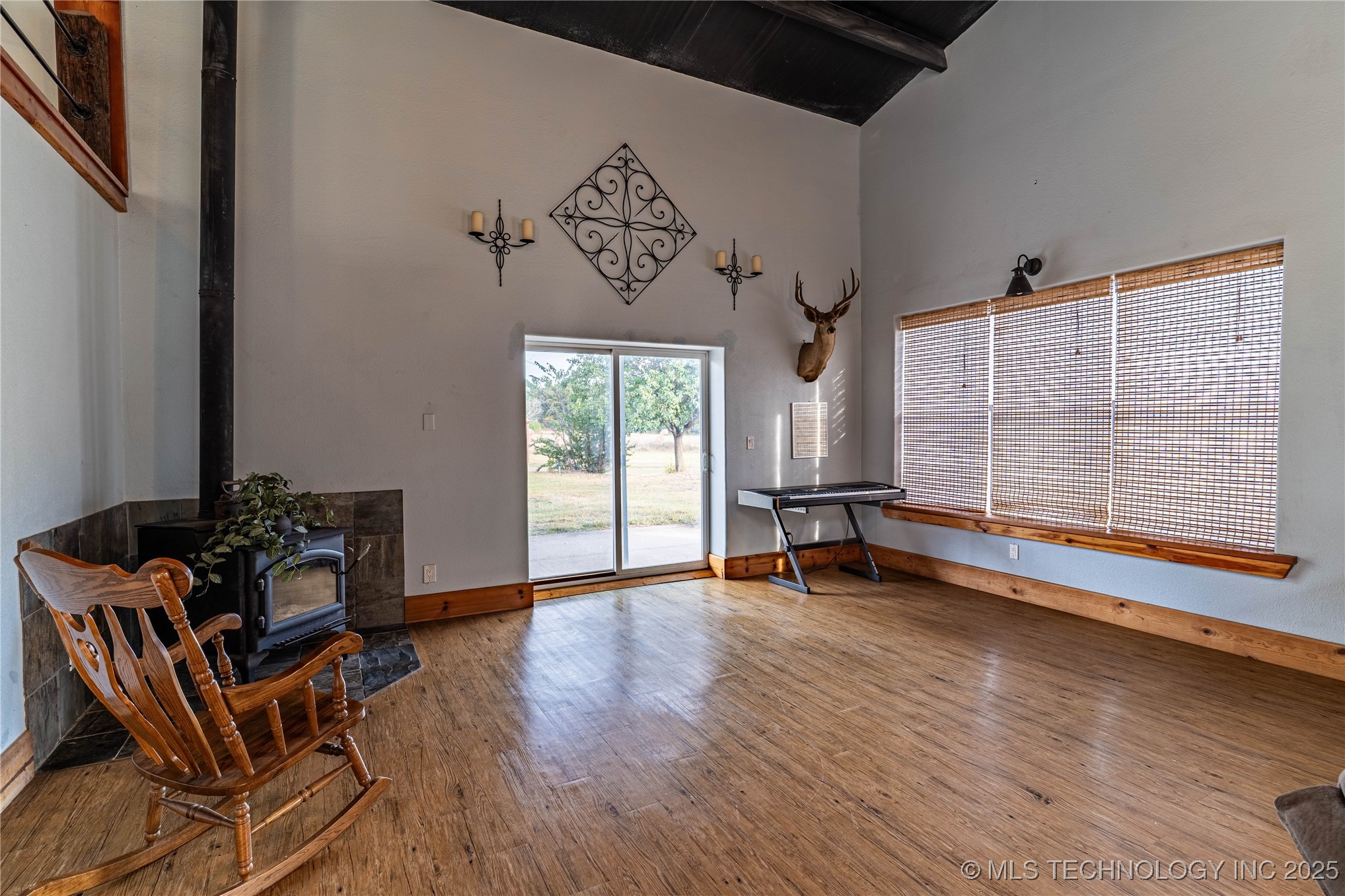 49900 W 201st Street S Property Photo 6