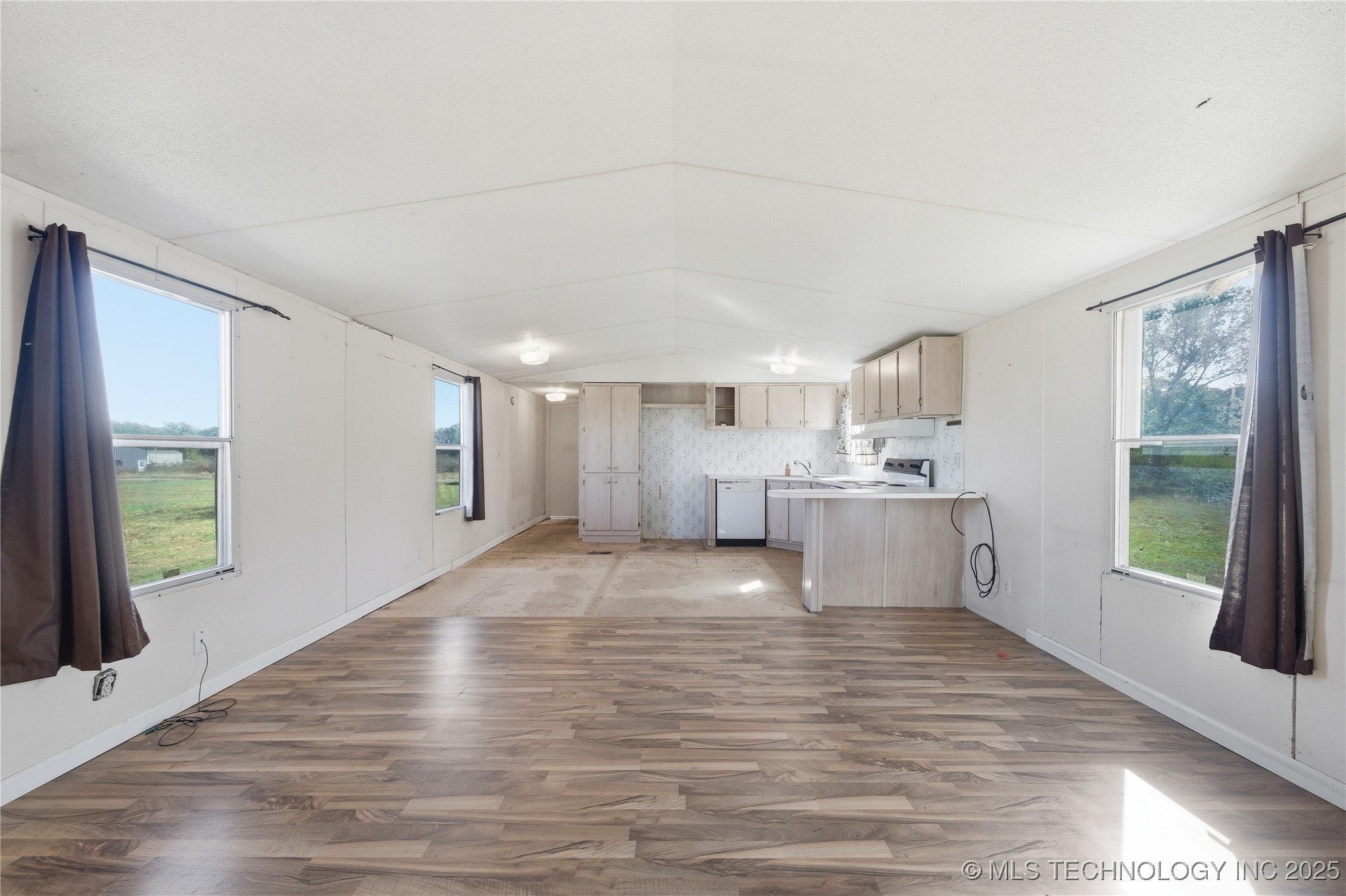 10750 S Highway 28 Highway Property Photo 8