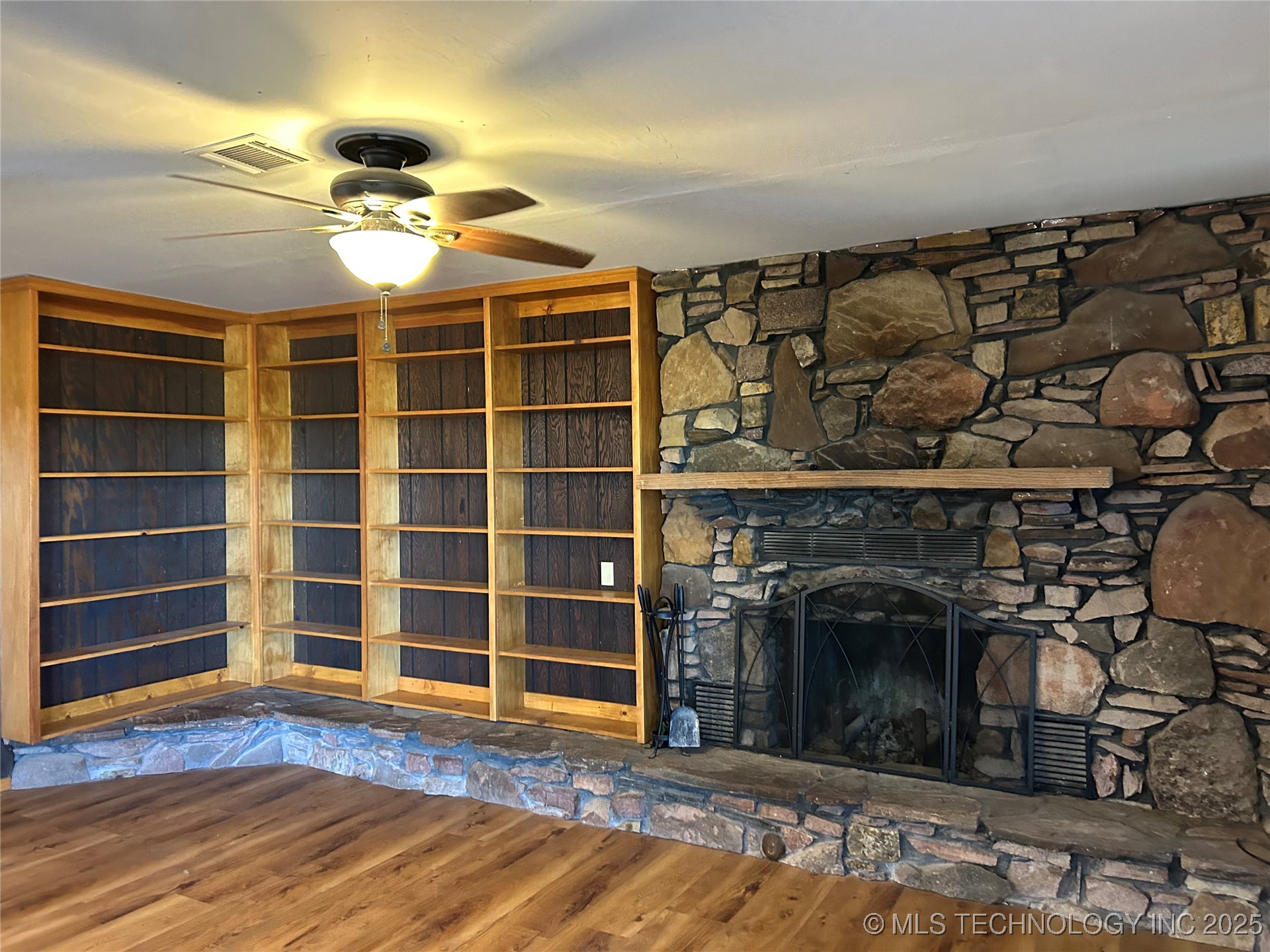 29046 E 1900 Road Property Photo 3