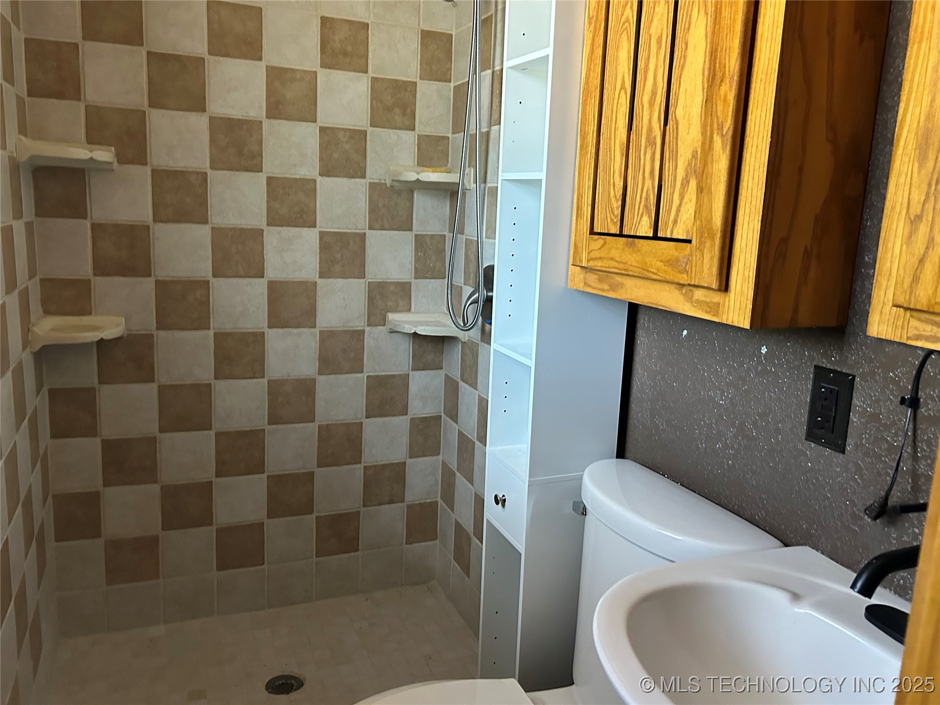 29046 E 1900 Road Property Photo 17