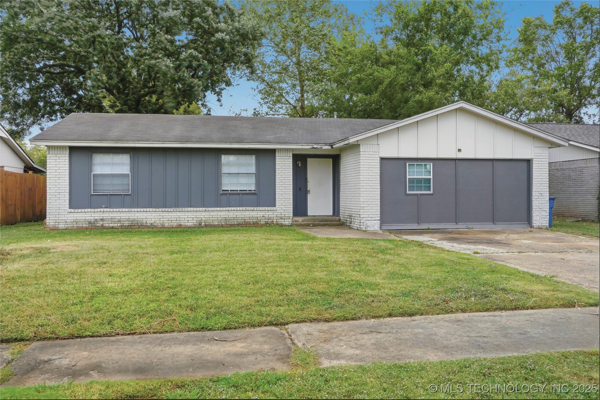 11502 E 37th Street Property Photo 1