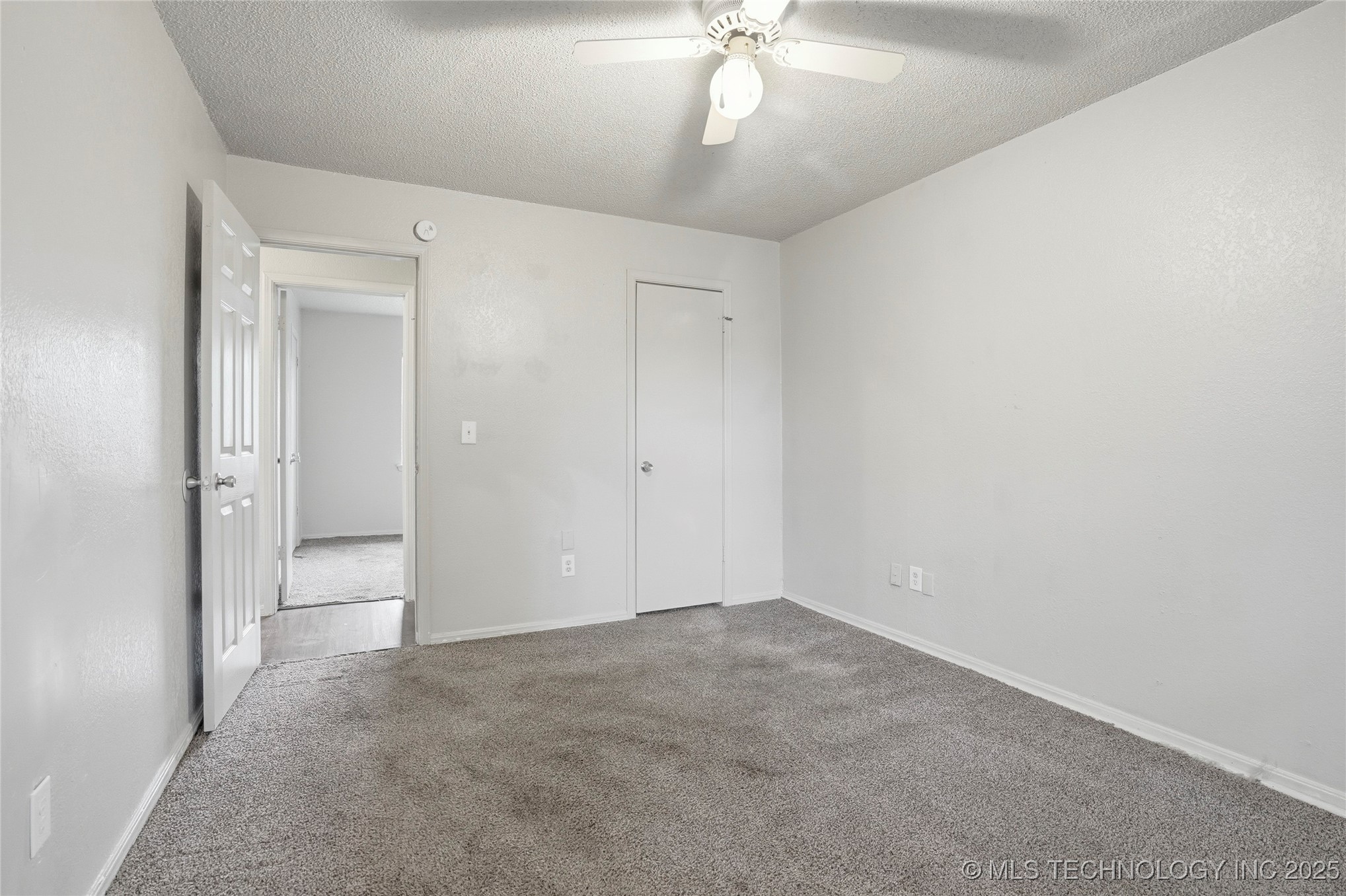 11502 E 37th Street Property Photo 13