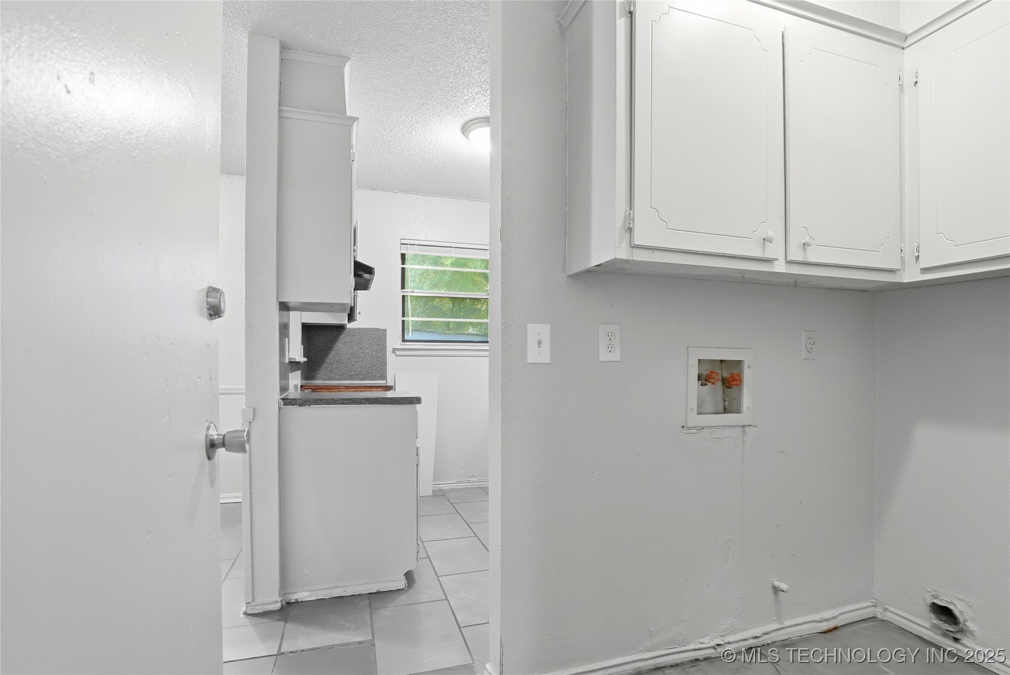 11502 E 37th Street Property Photo 21