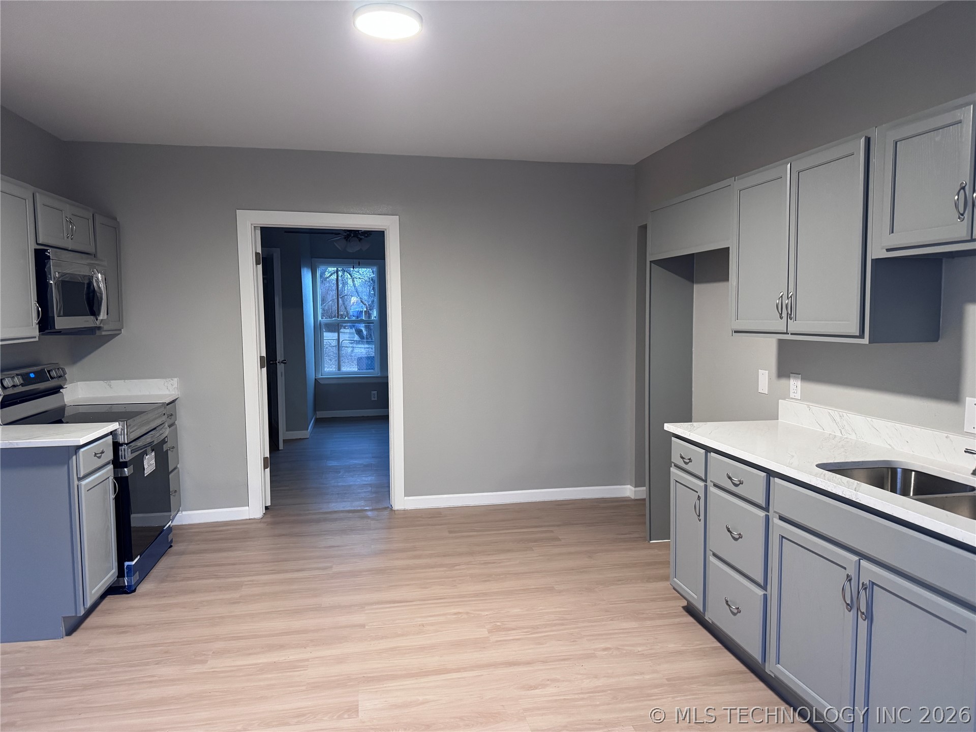 213 W Pine Street Property Photo 10