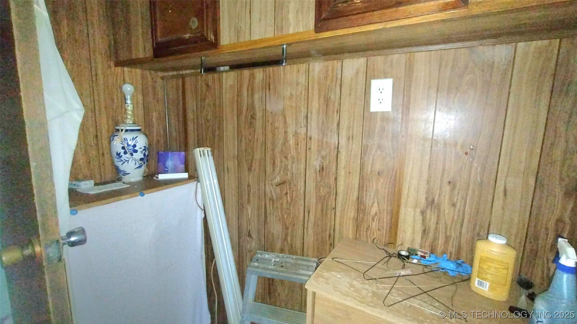 19324 W Dojaro Property Photo 16