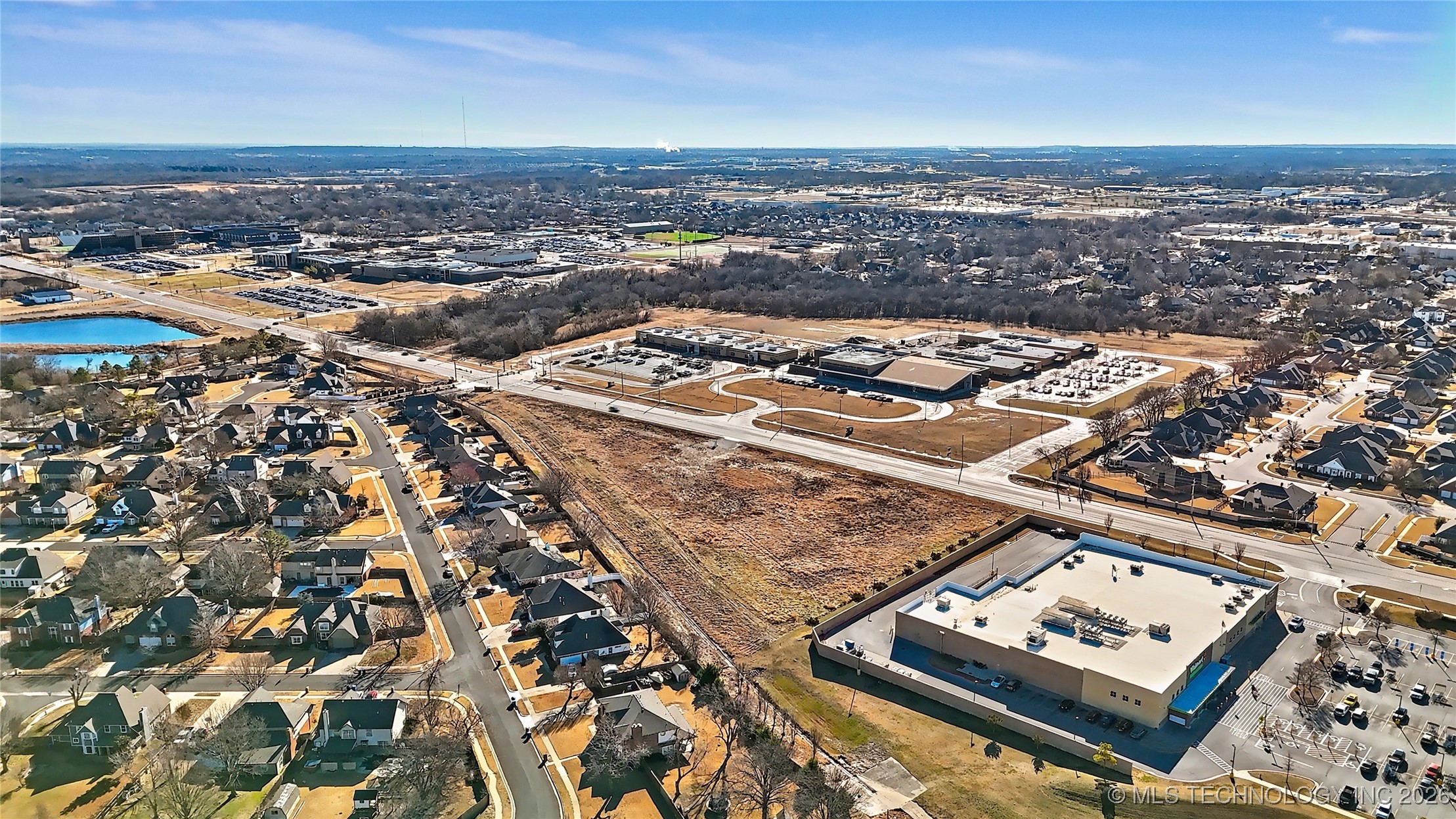 E Albany Street Property Photo 4