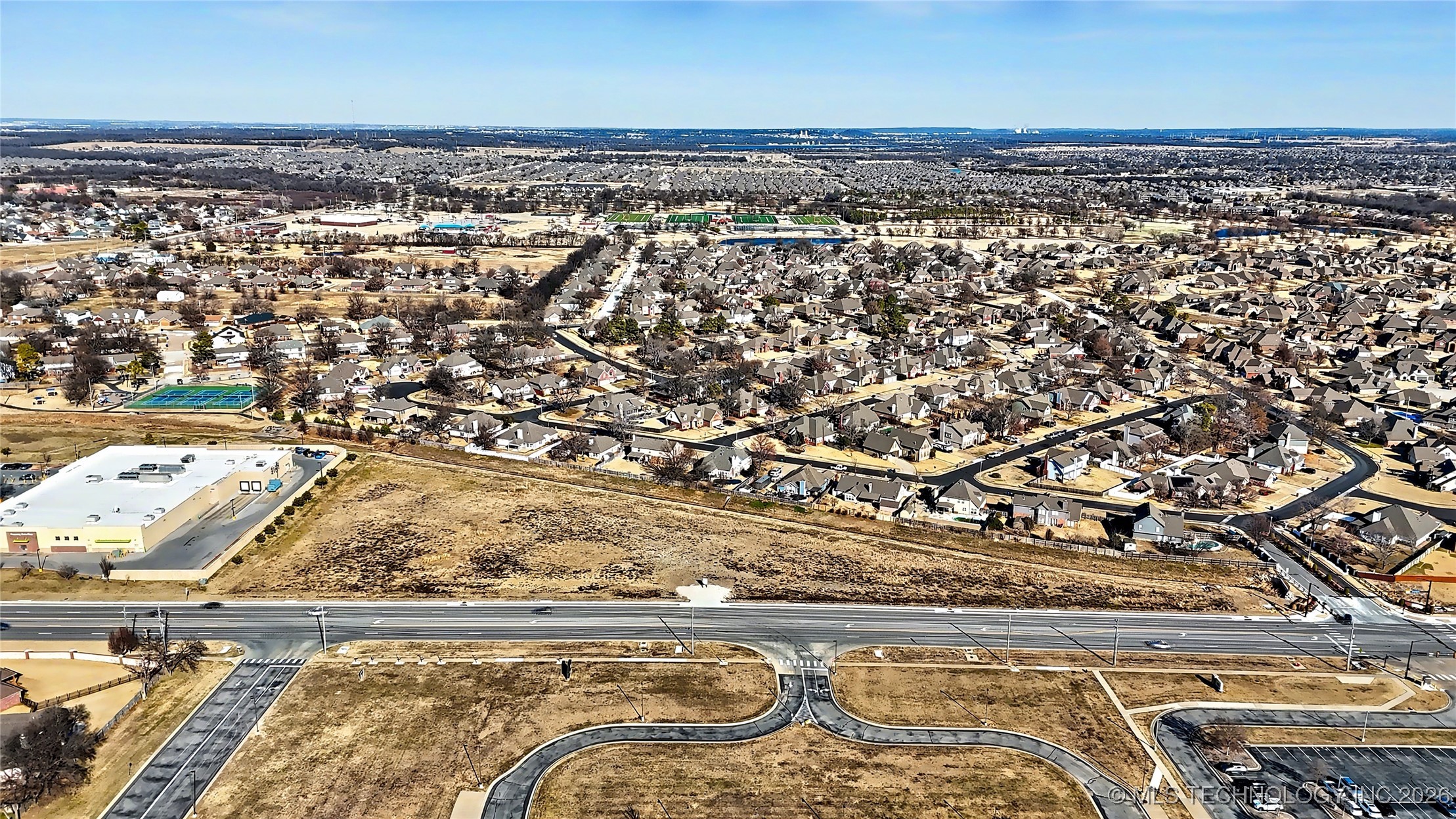 E Albany Street Property Photo 6