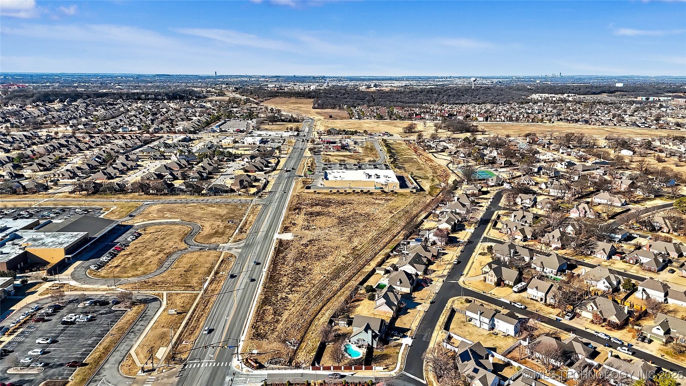 E Albany Street Property Photo 7