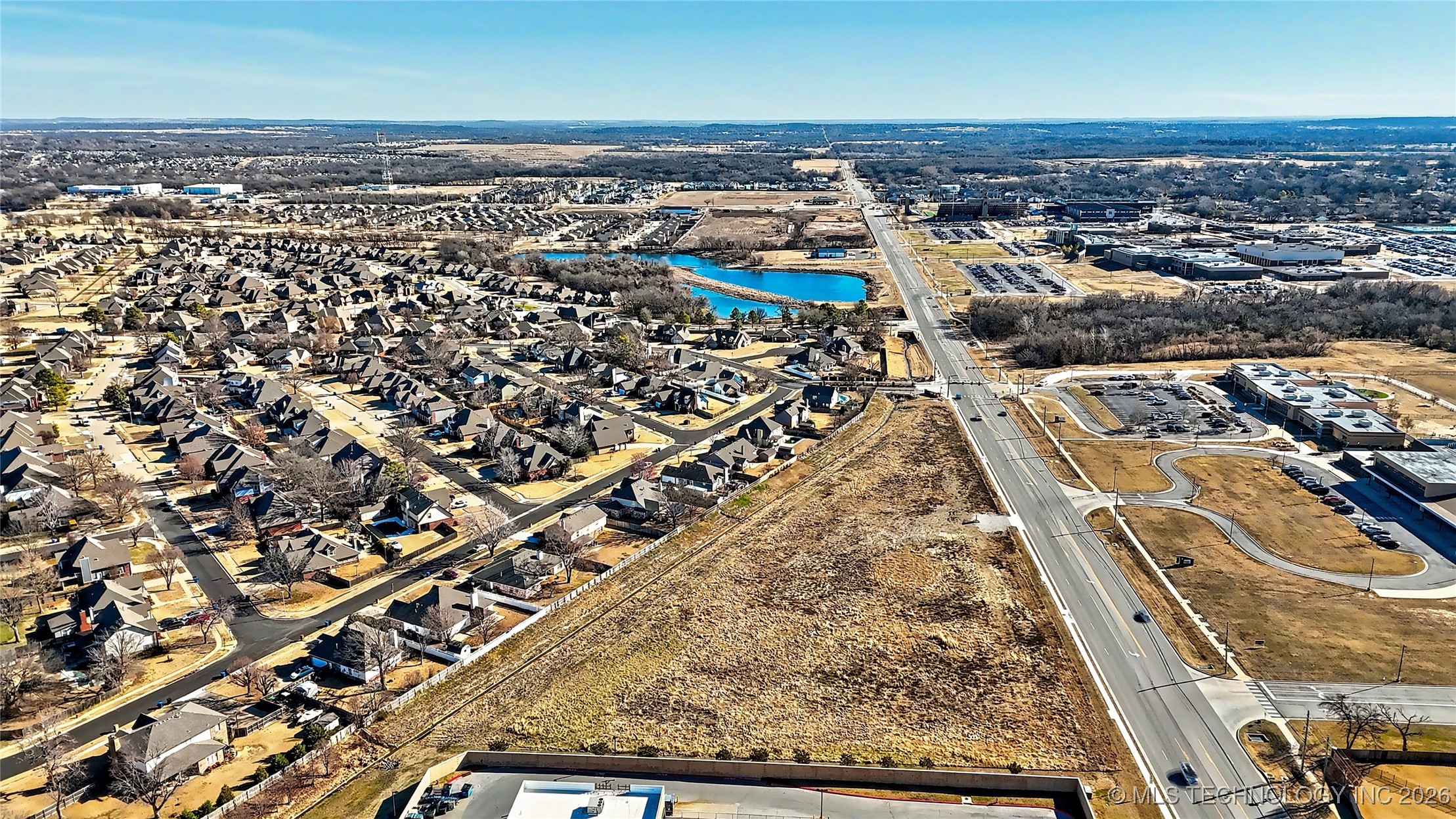 E Albany Street Property Photo 8