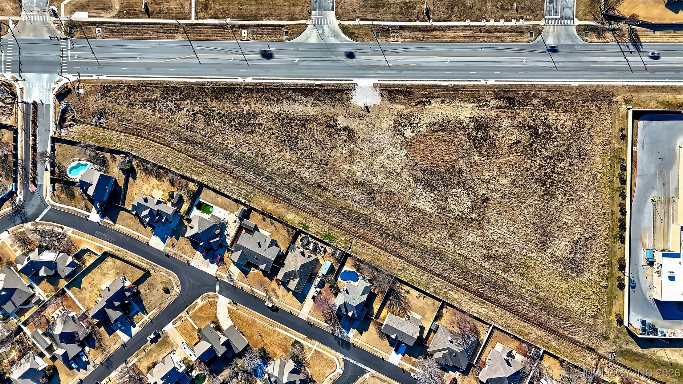 E Albany Street Property Photo 10