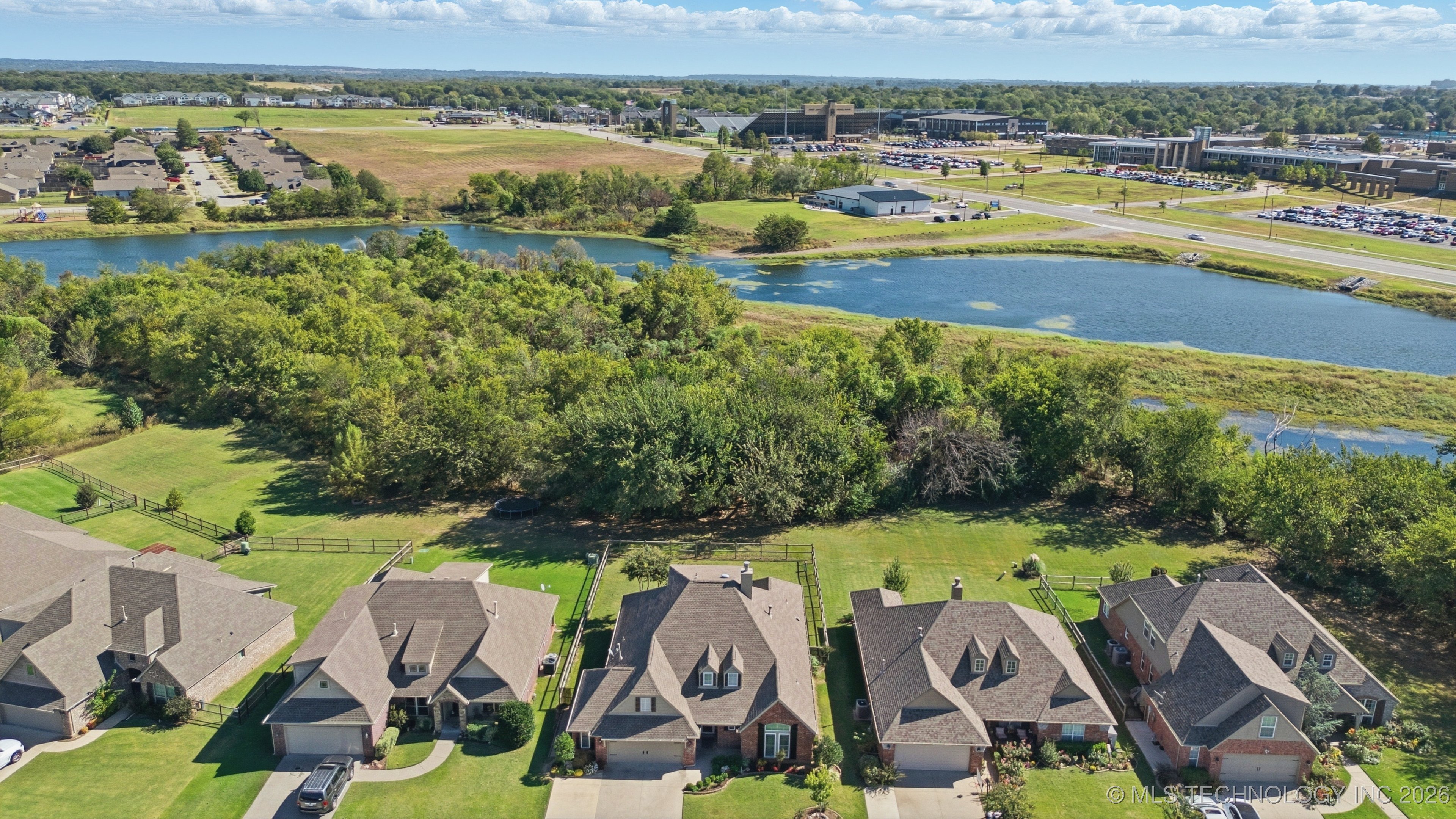 2513 N 16th Street Property Photo 39