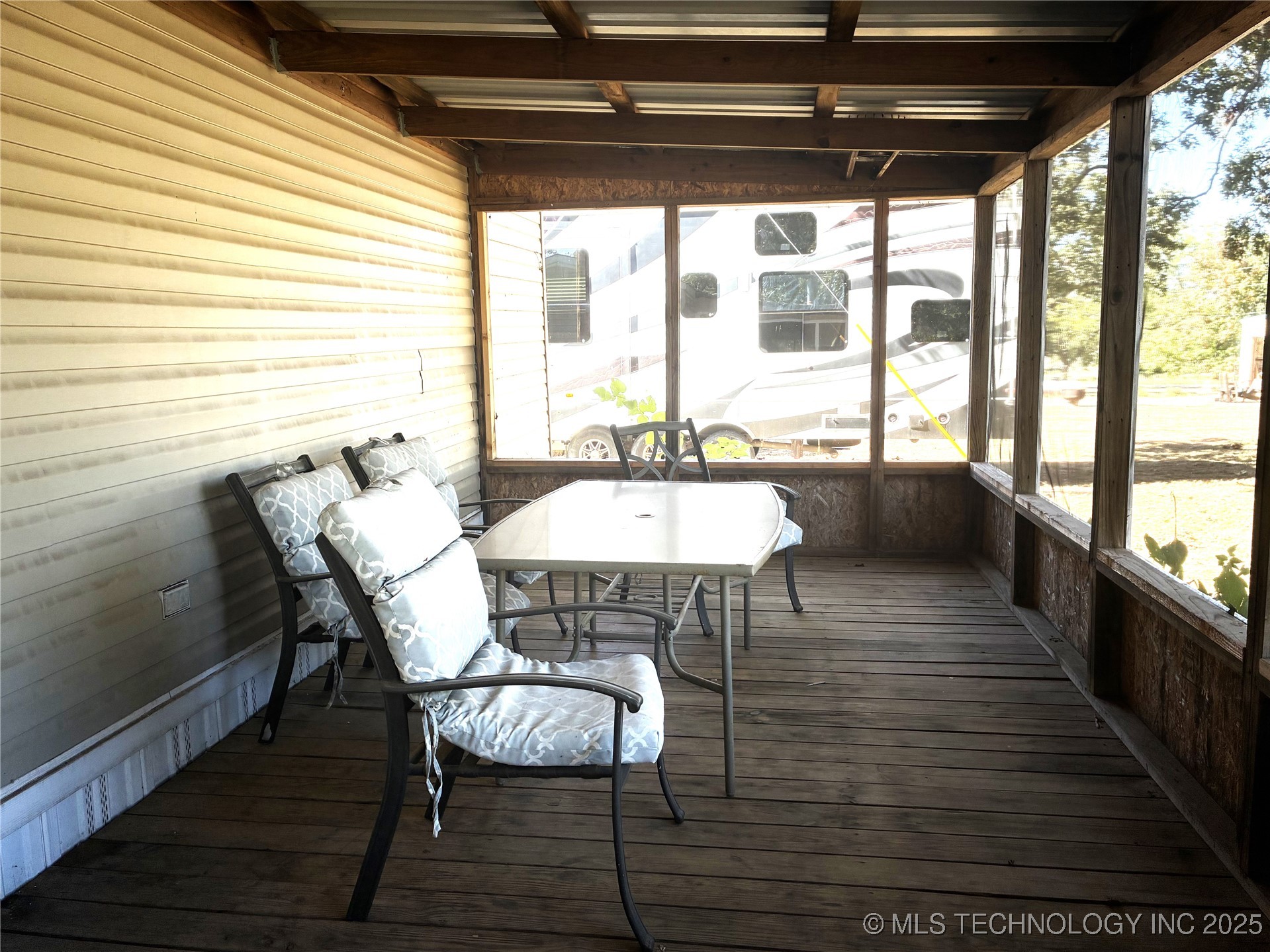 7698 Winding Path Property Photo 17