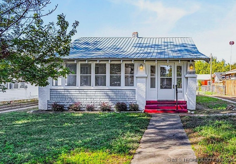 411 S 5th Street Property Photo 1