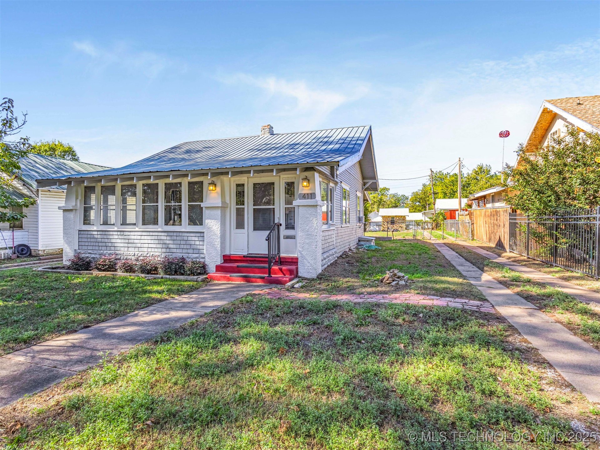 411 S 5th Street Property Photo 3