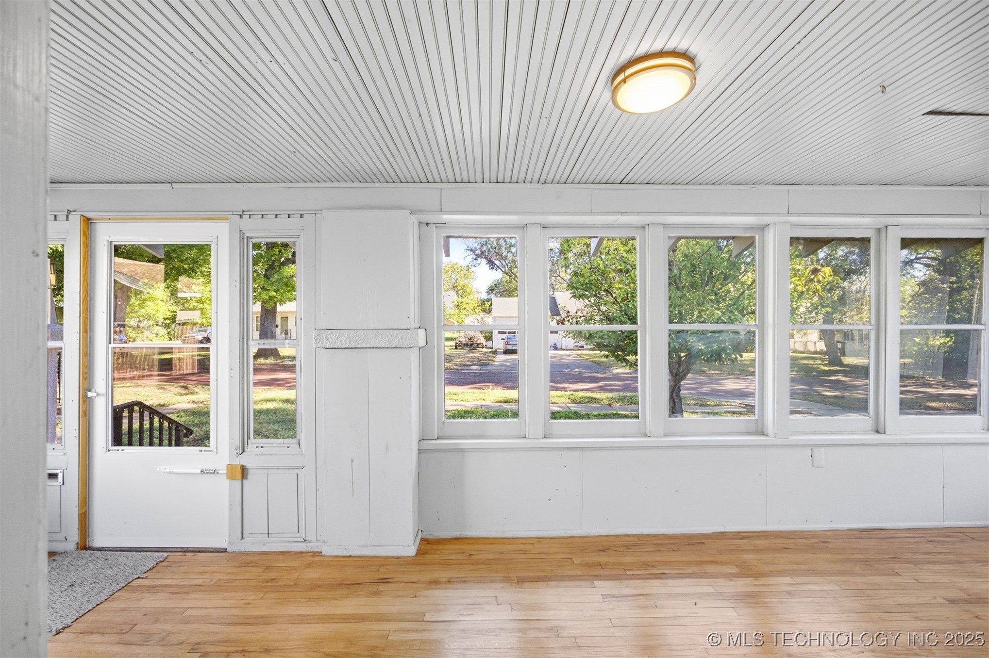 411 S 5th Street Property Photo 6