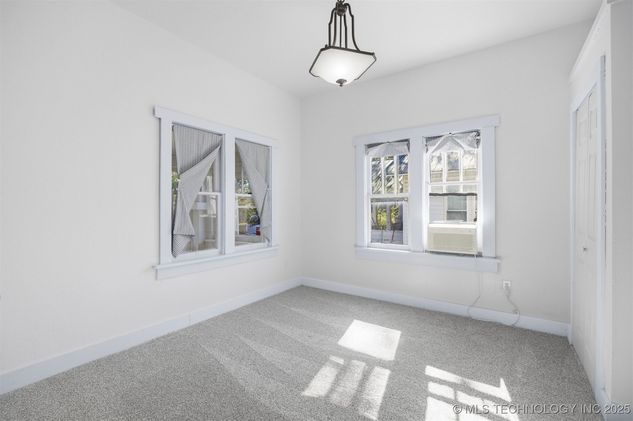 411 S 5th Street Property Photo 17