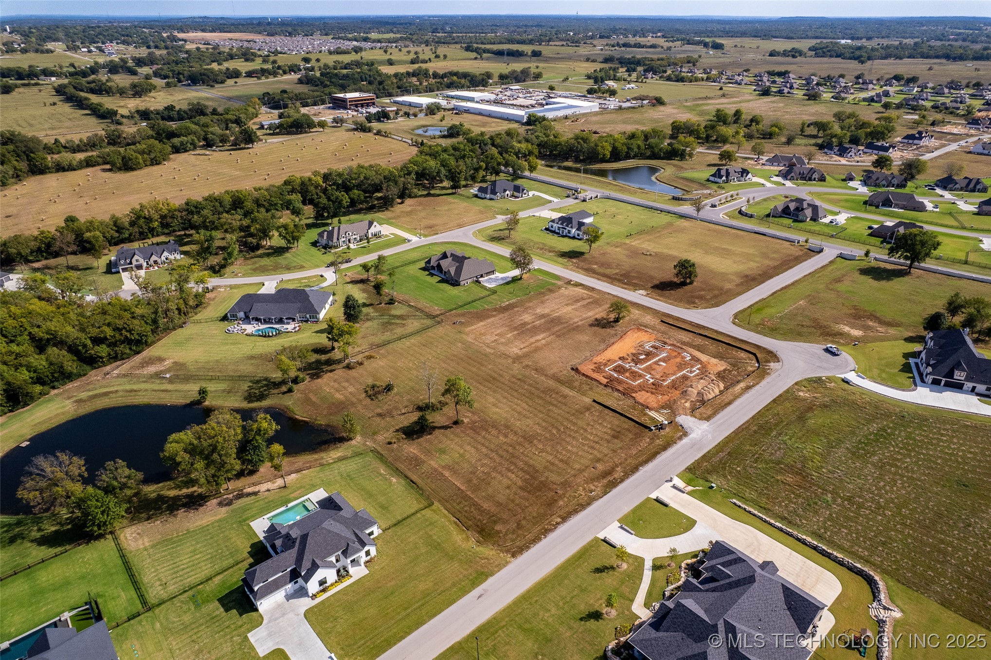 10957 S 218th East East Avenue Property Photo 7