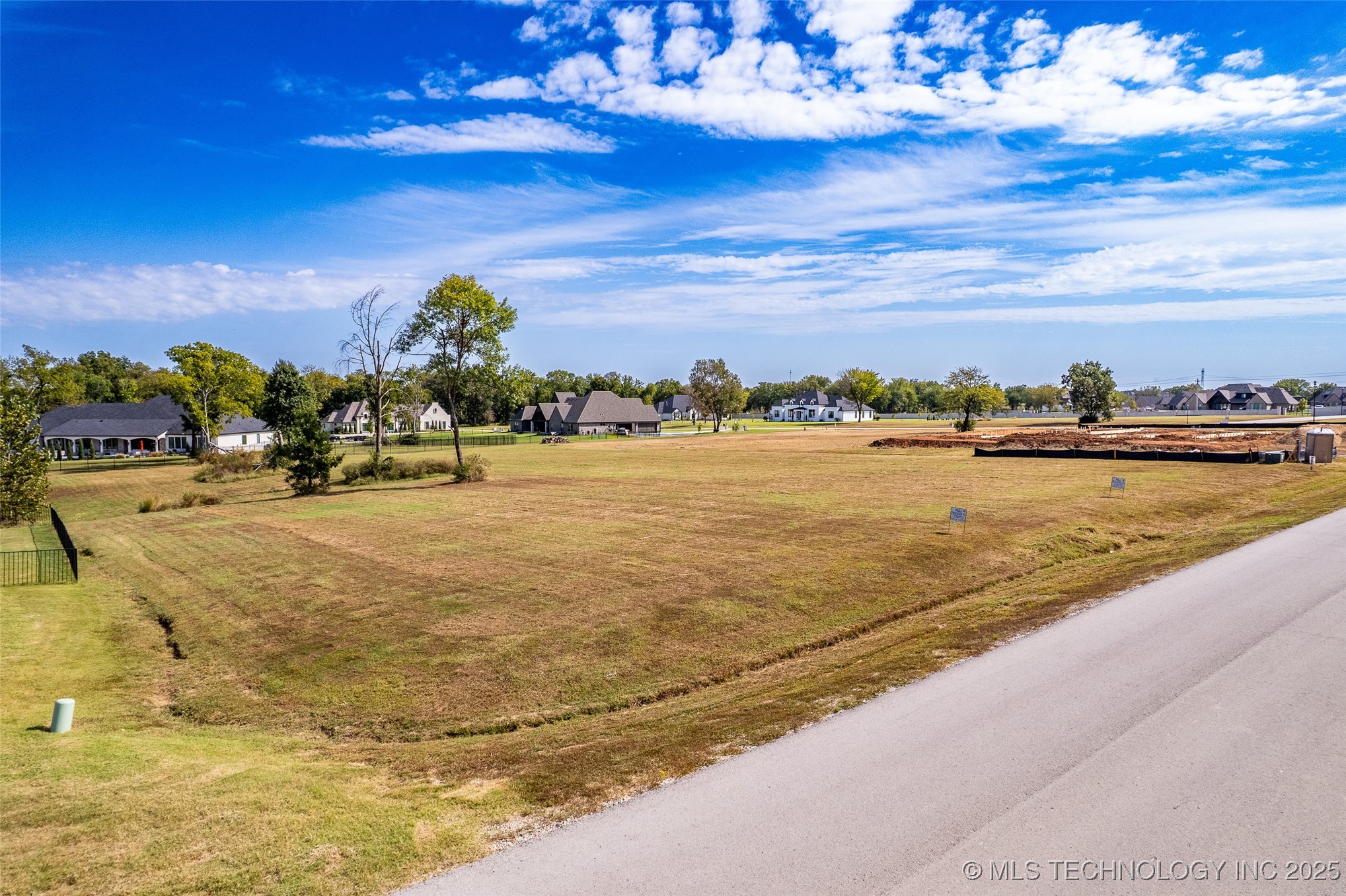 10957 S 218th East East Avenue Property Photo 11