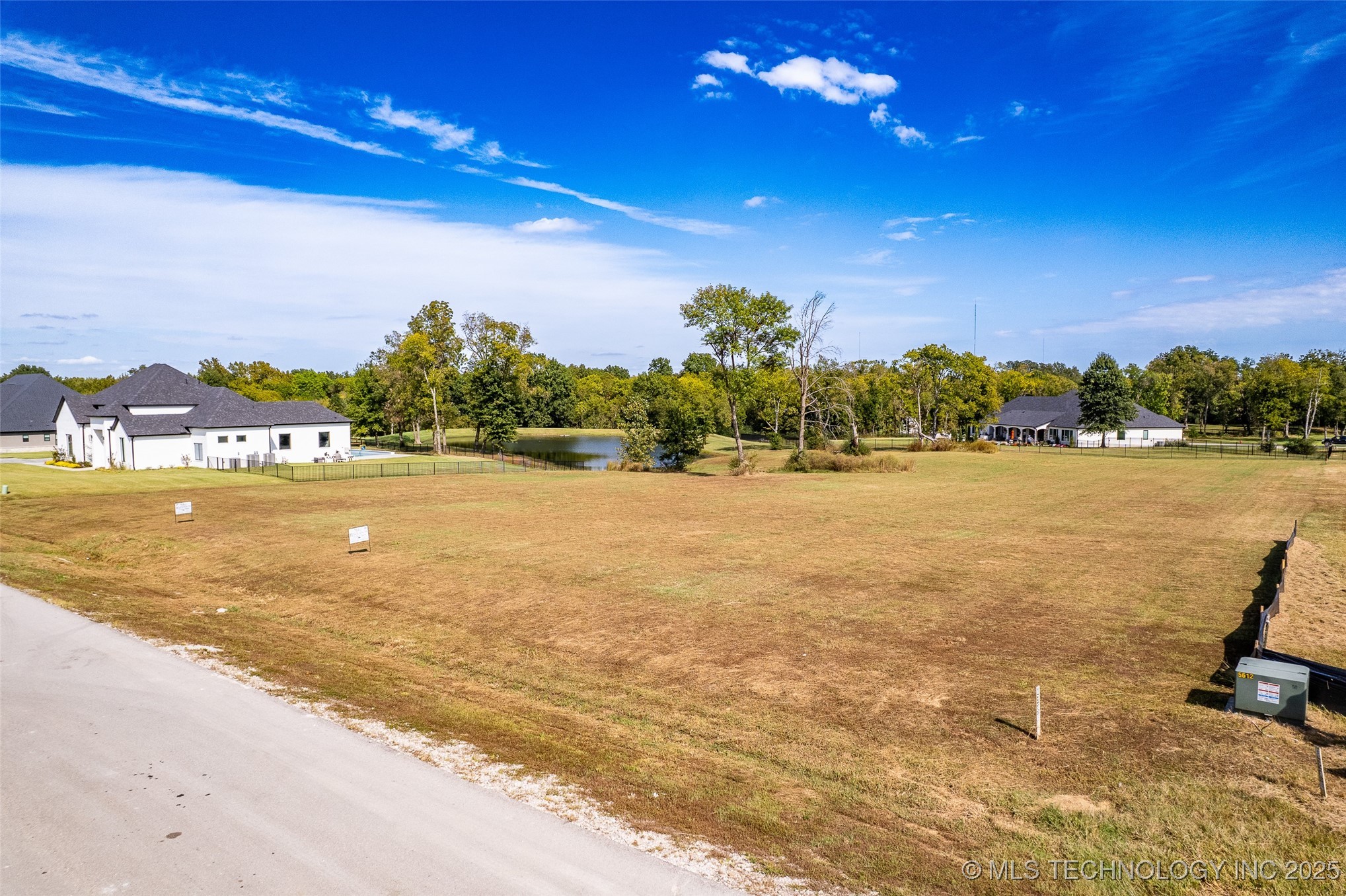 10957 S 218th East East Avenue Property Photo 12