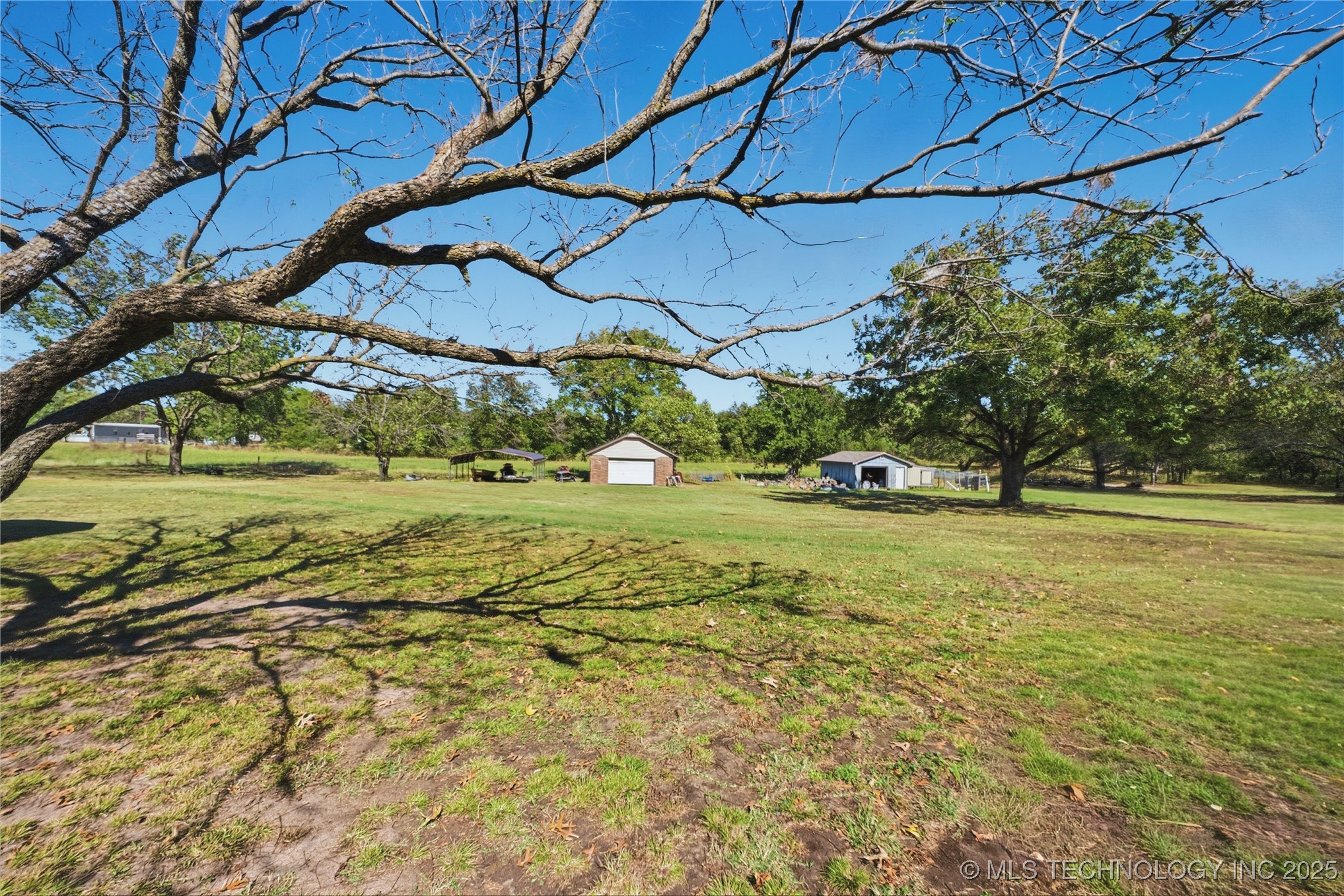1506 N Bowden Place Property Photo 22