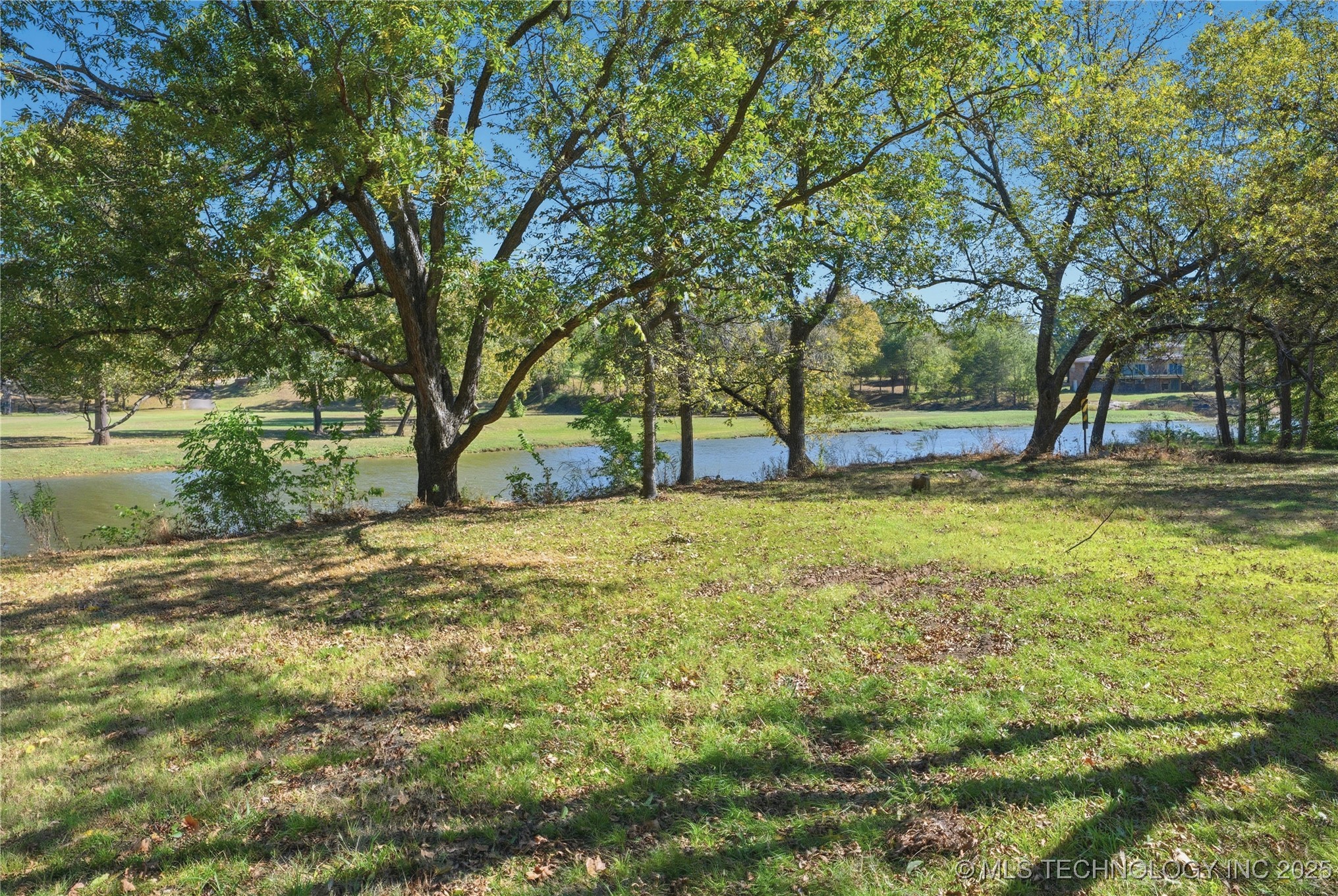 1506 N Bowden Place Property Photo 24