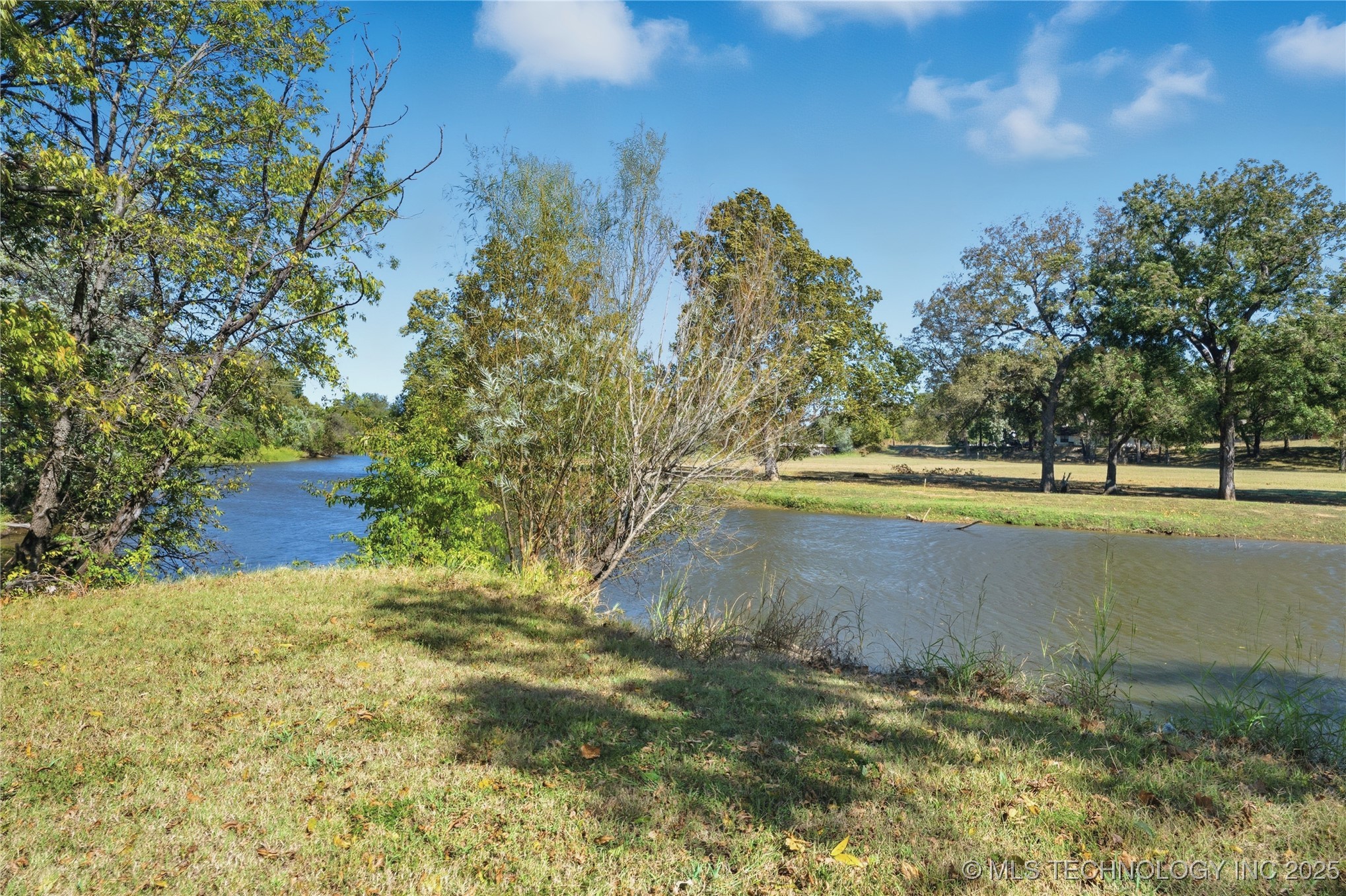 1506 N Bowden Place Property Photo 26