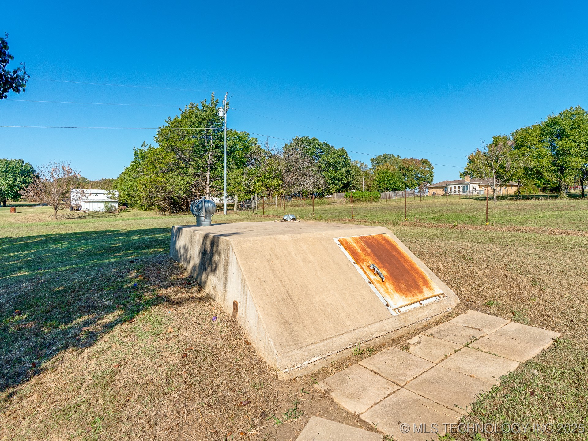 14967 County Road 3590 Property Photo 36