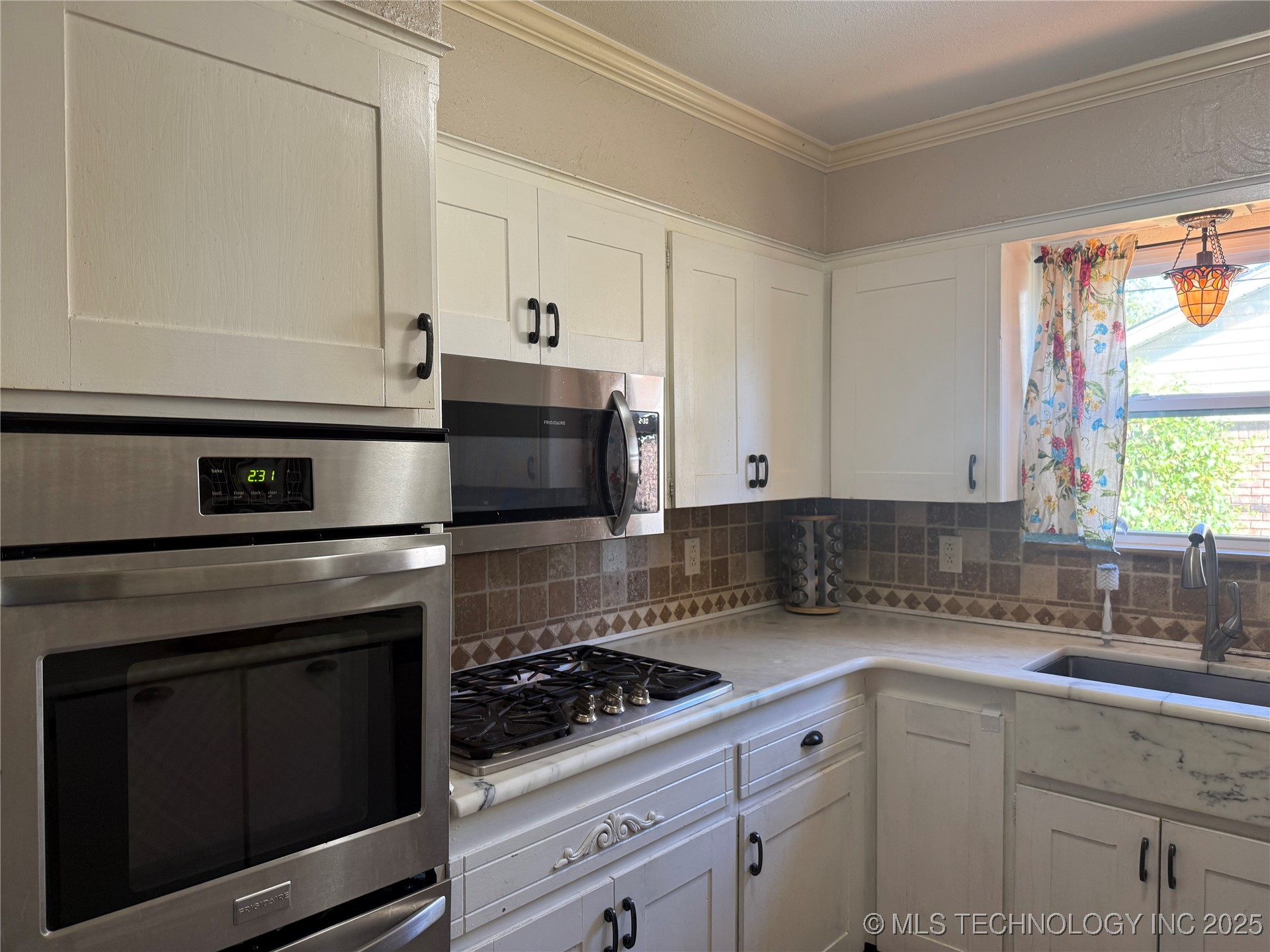 2504 Margaret Lynn Lane Property Photo 2