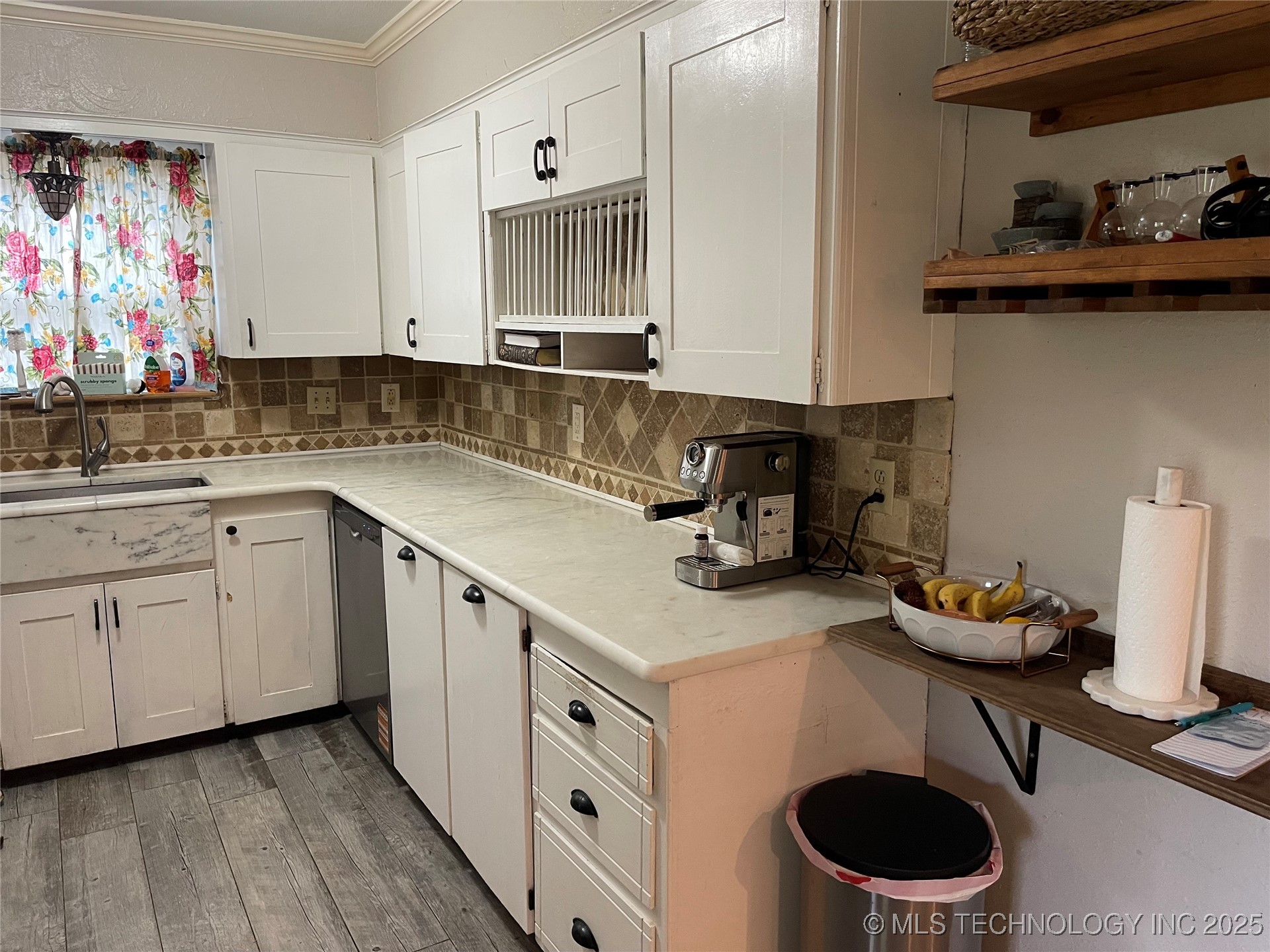 2504 Margaret Lynn Lane Property Photo 7