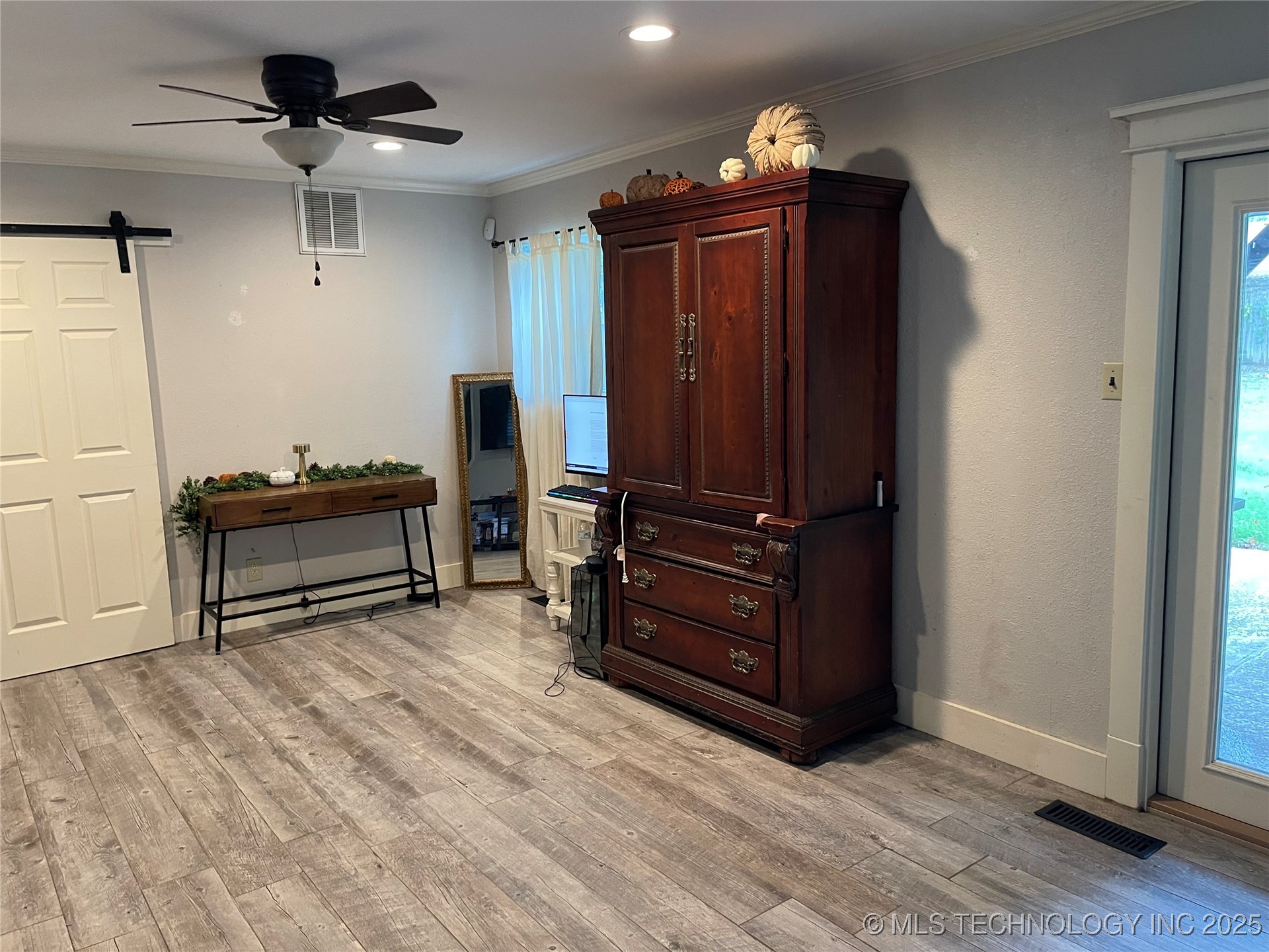 2504 Margaret Lynn Lane Property Photo 8