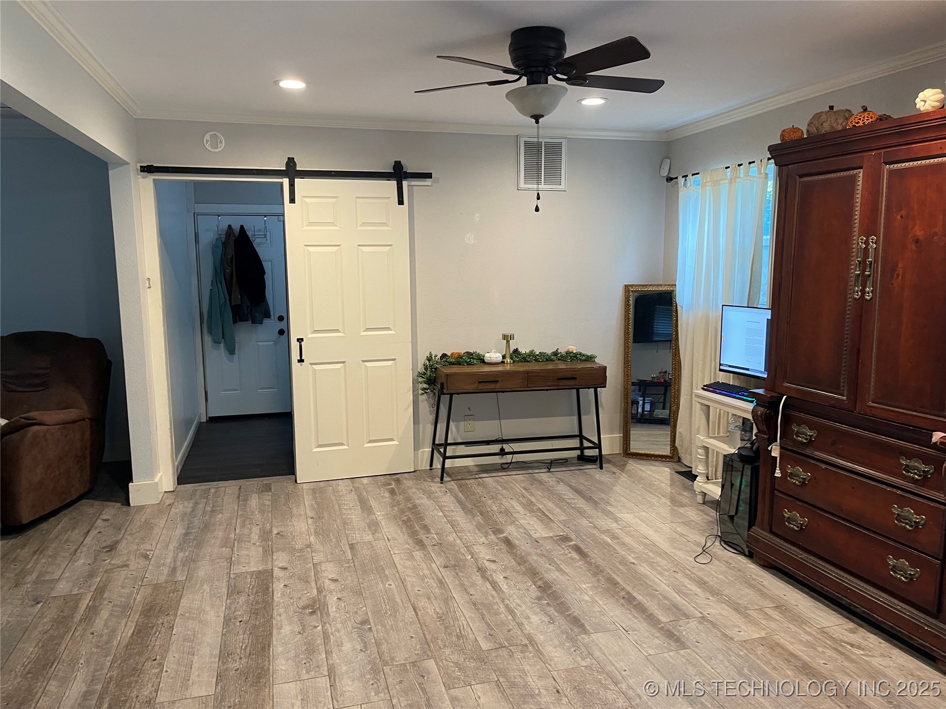 2504 Margaret Lynn Lane Property Photo 9