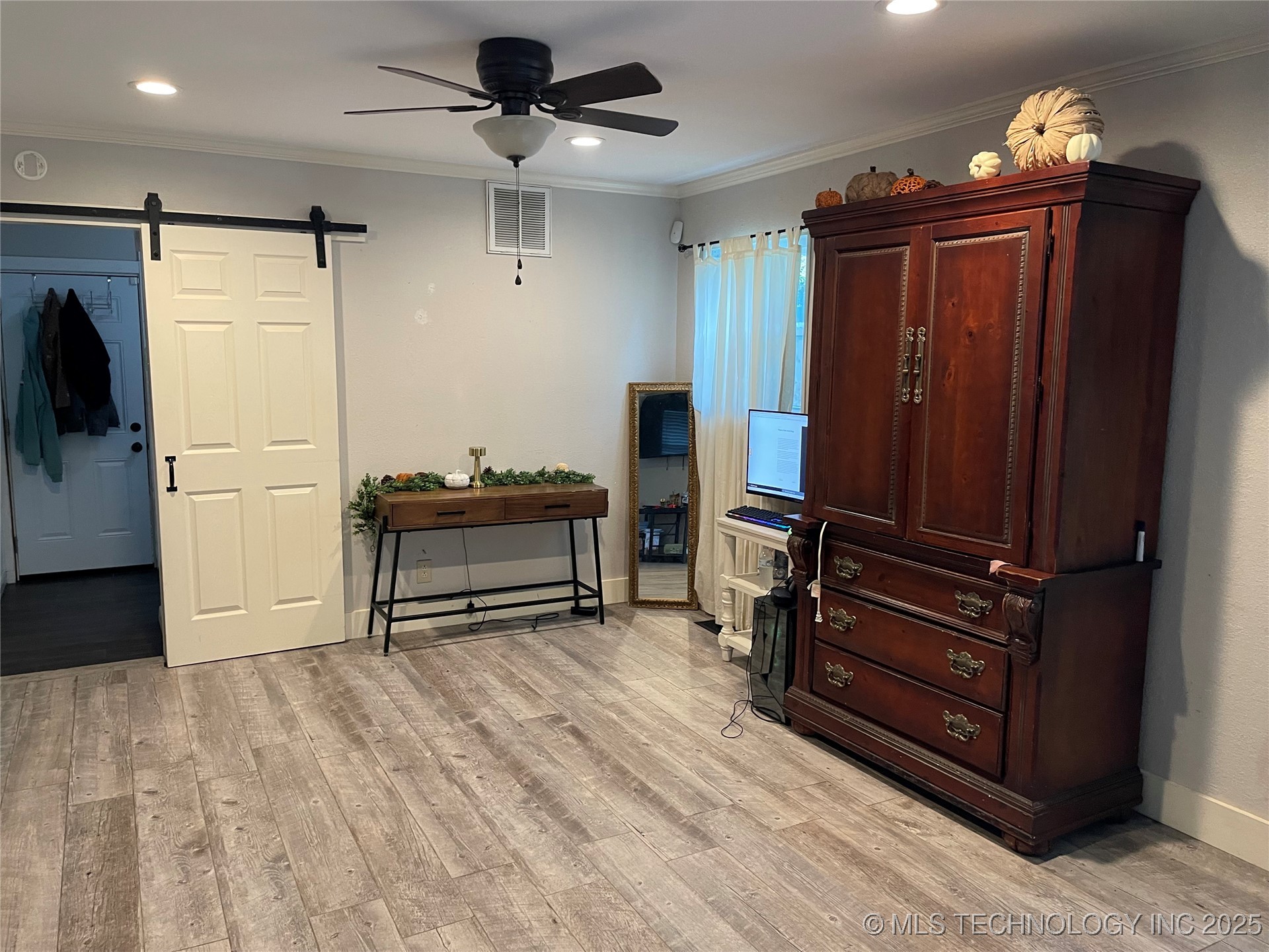 2504 Margaret Lynn Lane Property Photo 10