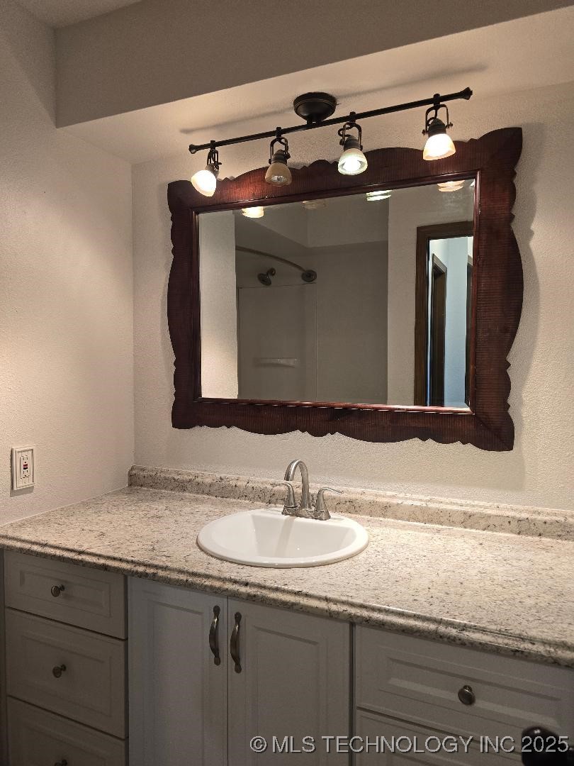 365085 E 4980 Road Property Photo 40