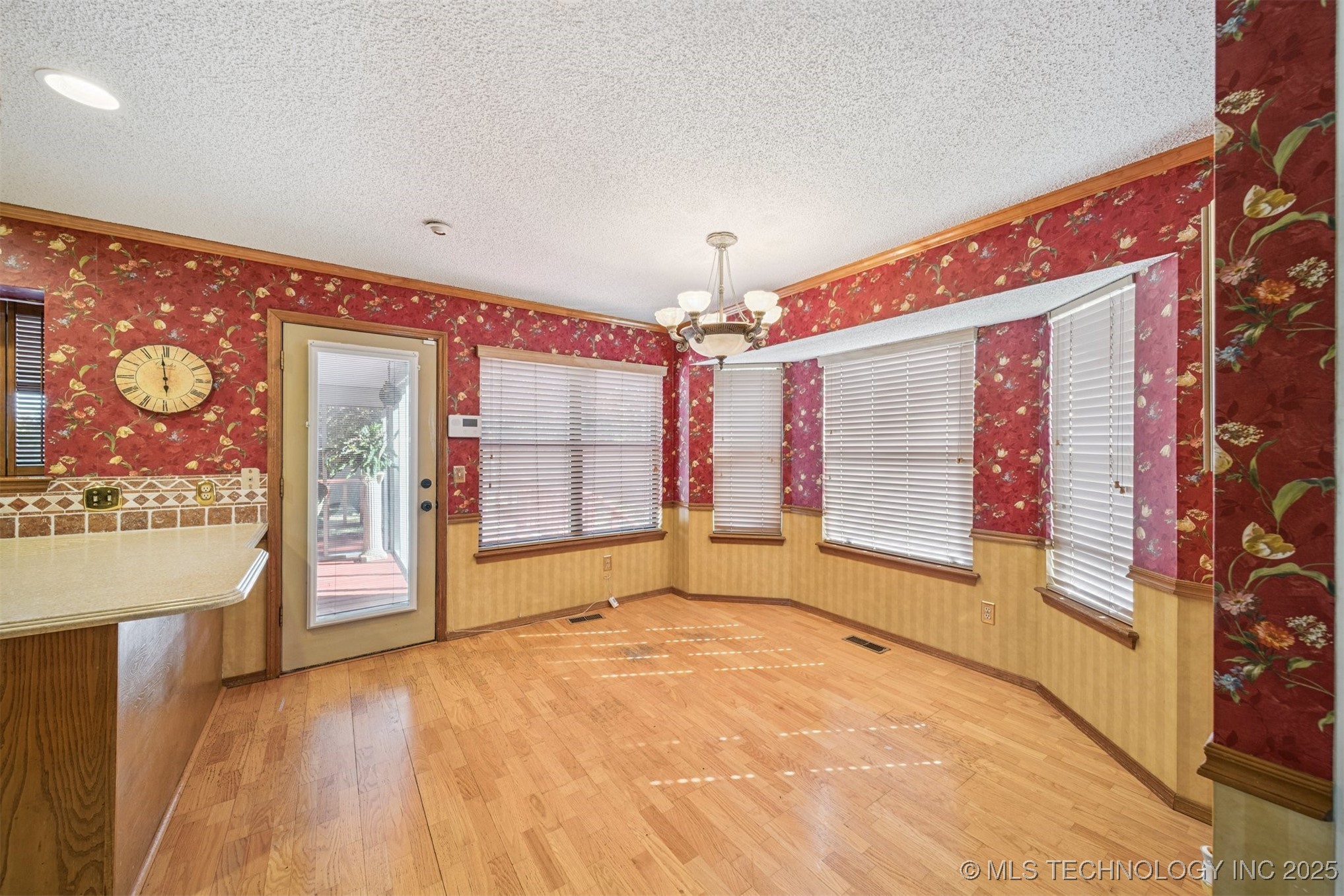 11907 S 266th East Avenue Property Photo 14