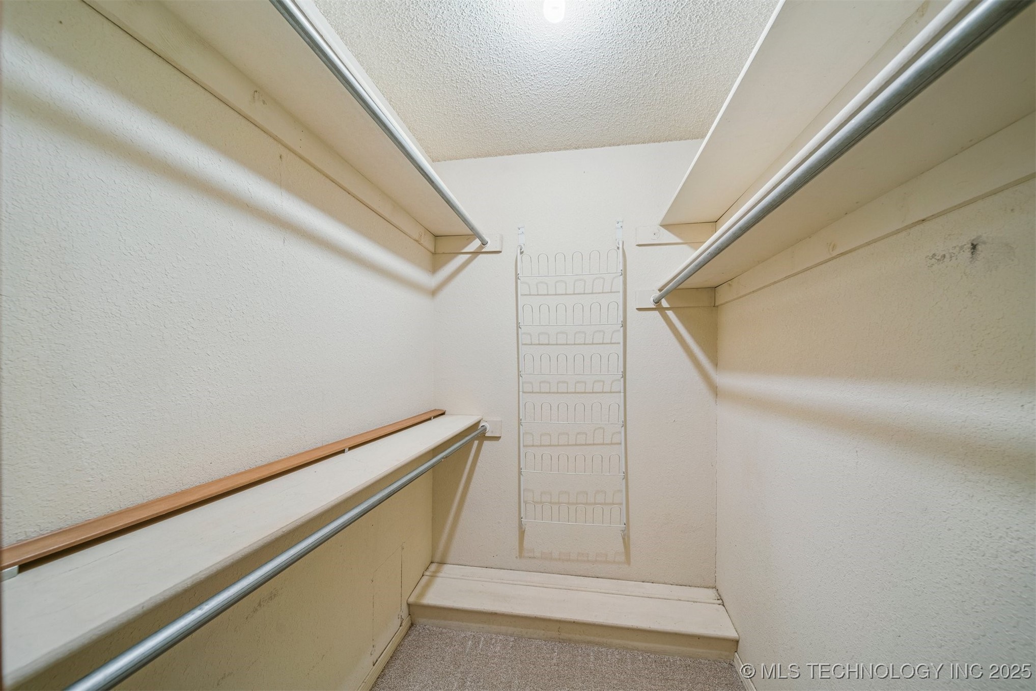 11907 S 266th East Avenue Property Photo 18