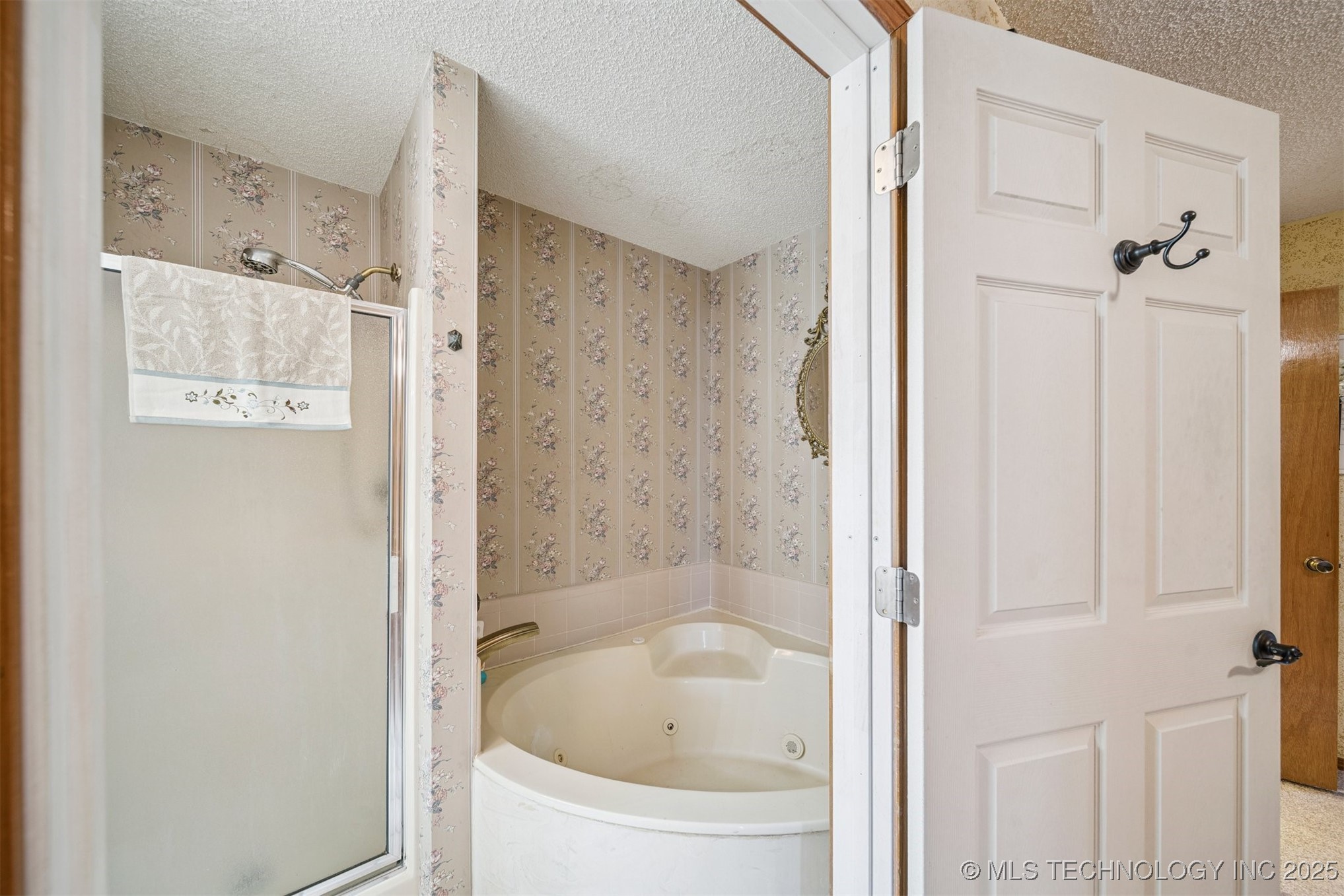 11907 S 266th East Avenue Property Photo 20