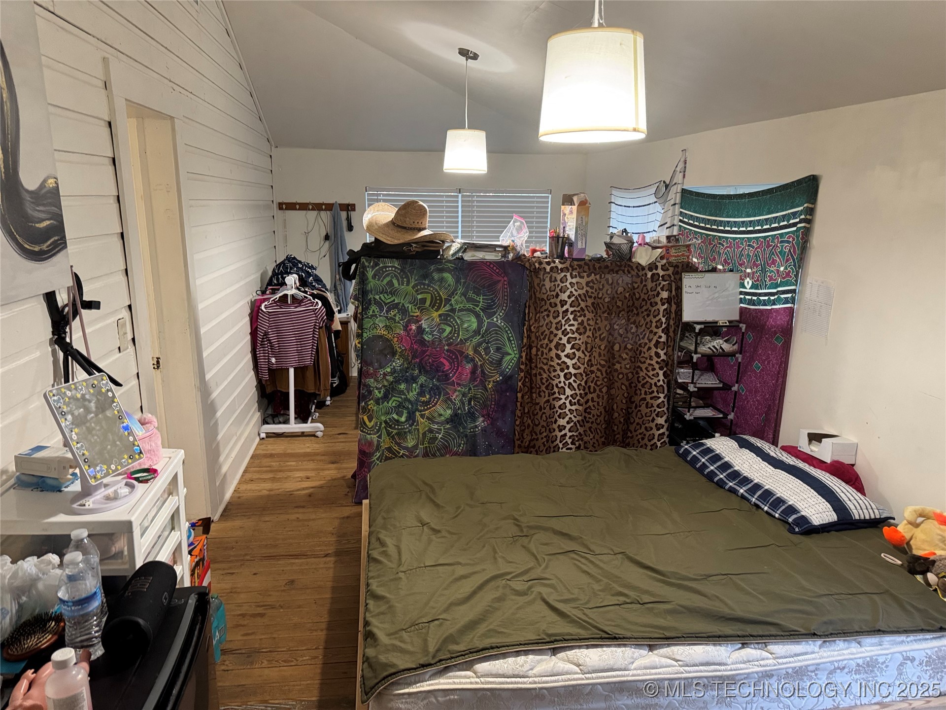 1120 Springdale Road Property Photo 14