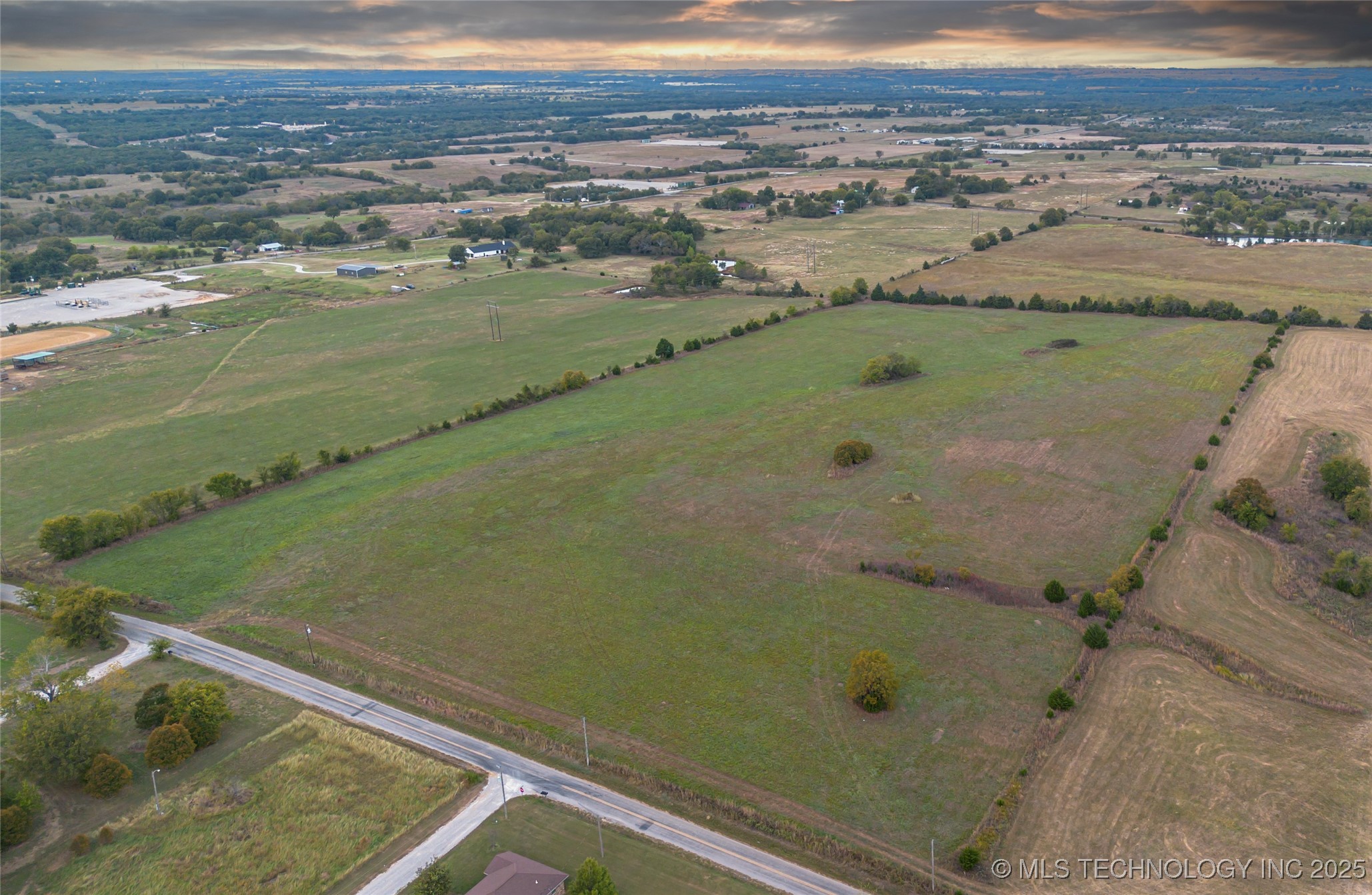 586 Grassland Road Property Photo 5