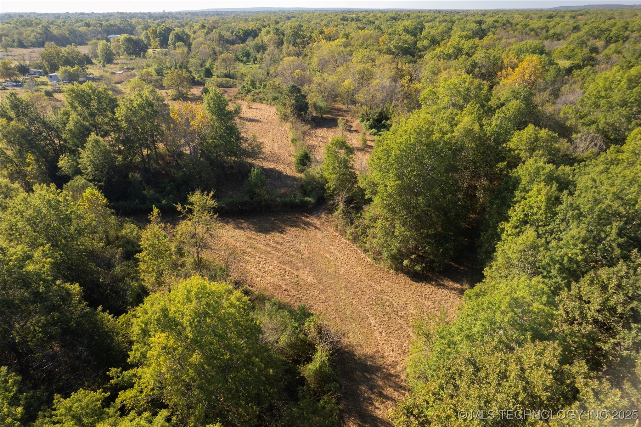 14665 N 210 Road Property Photo 12