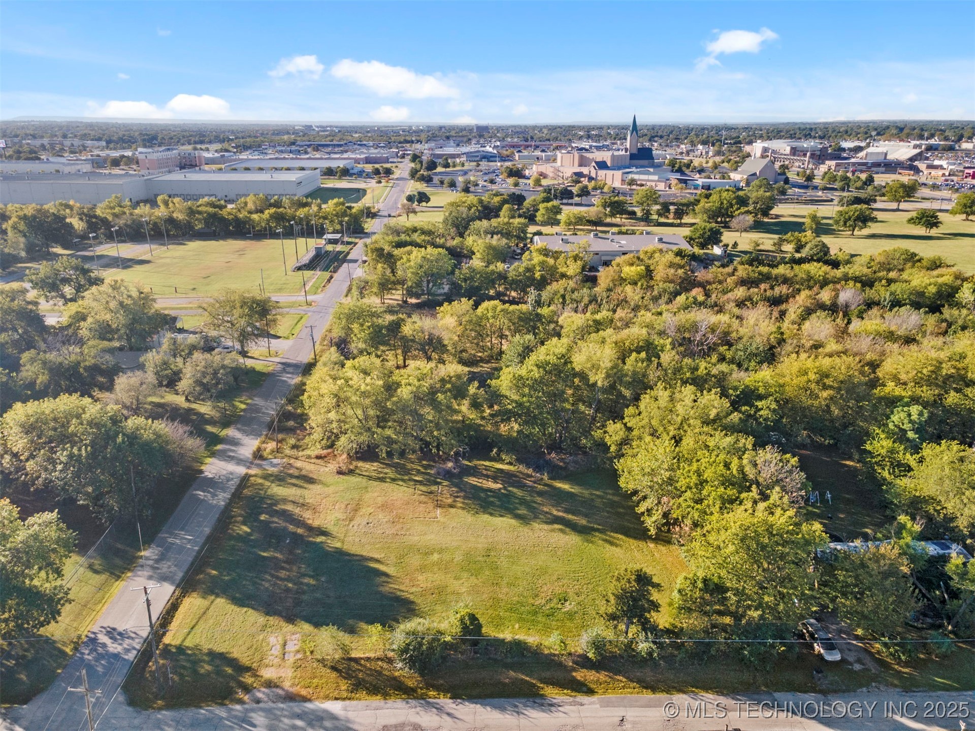 6312 S 101st East Avenue Property Photo 10