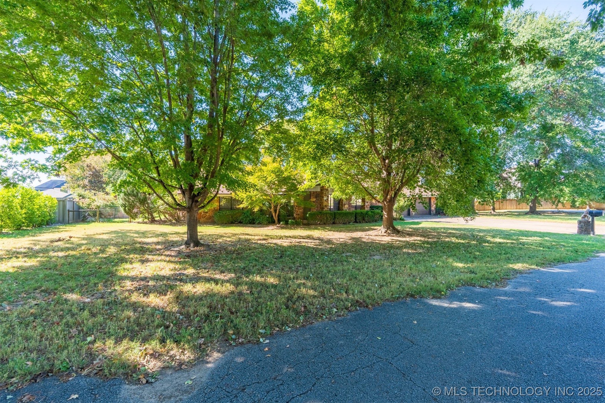 4610 E 118th Street Property Photo 5