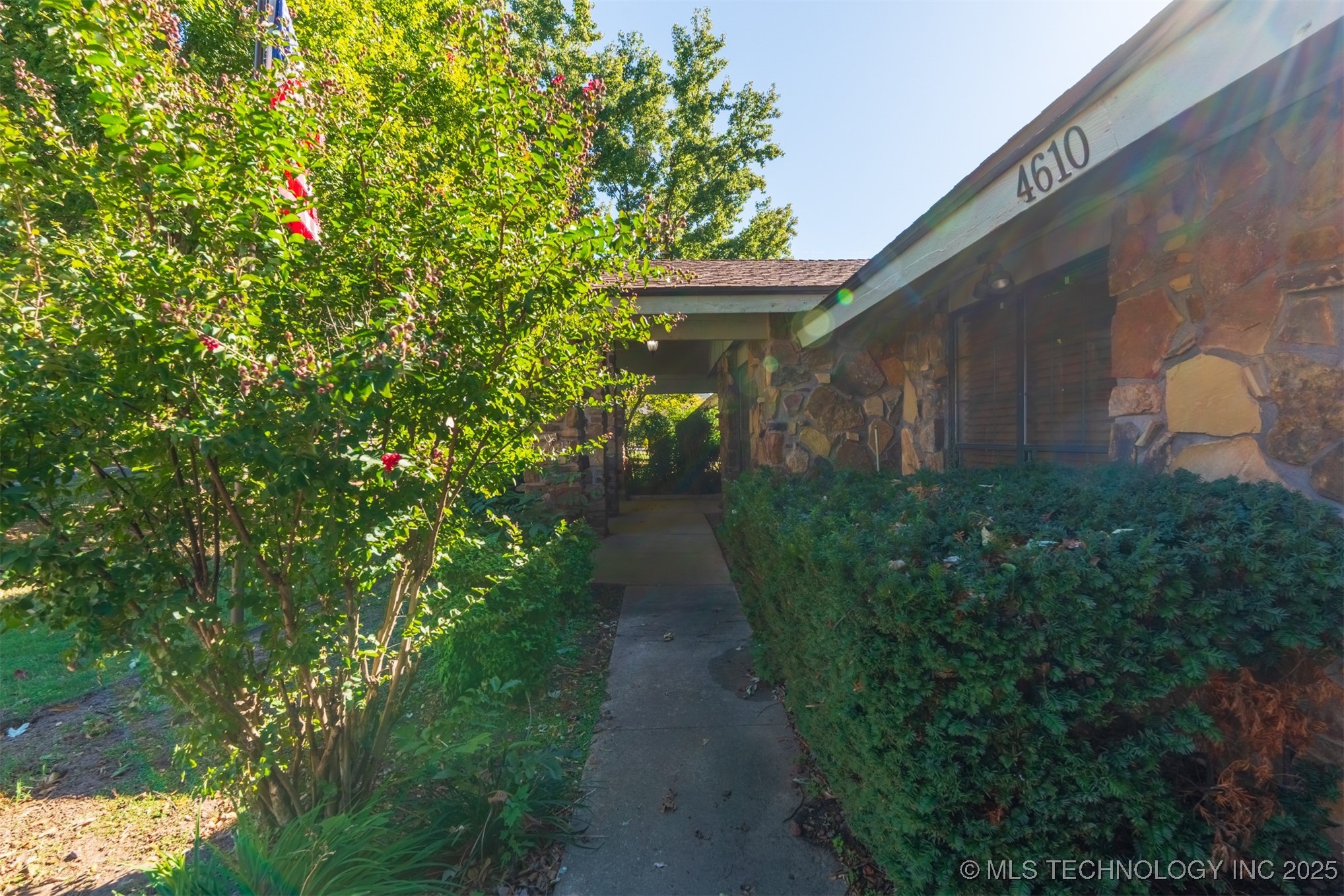 4610 E 118th Street Property Photo 7