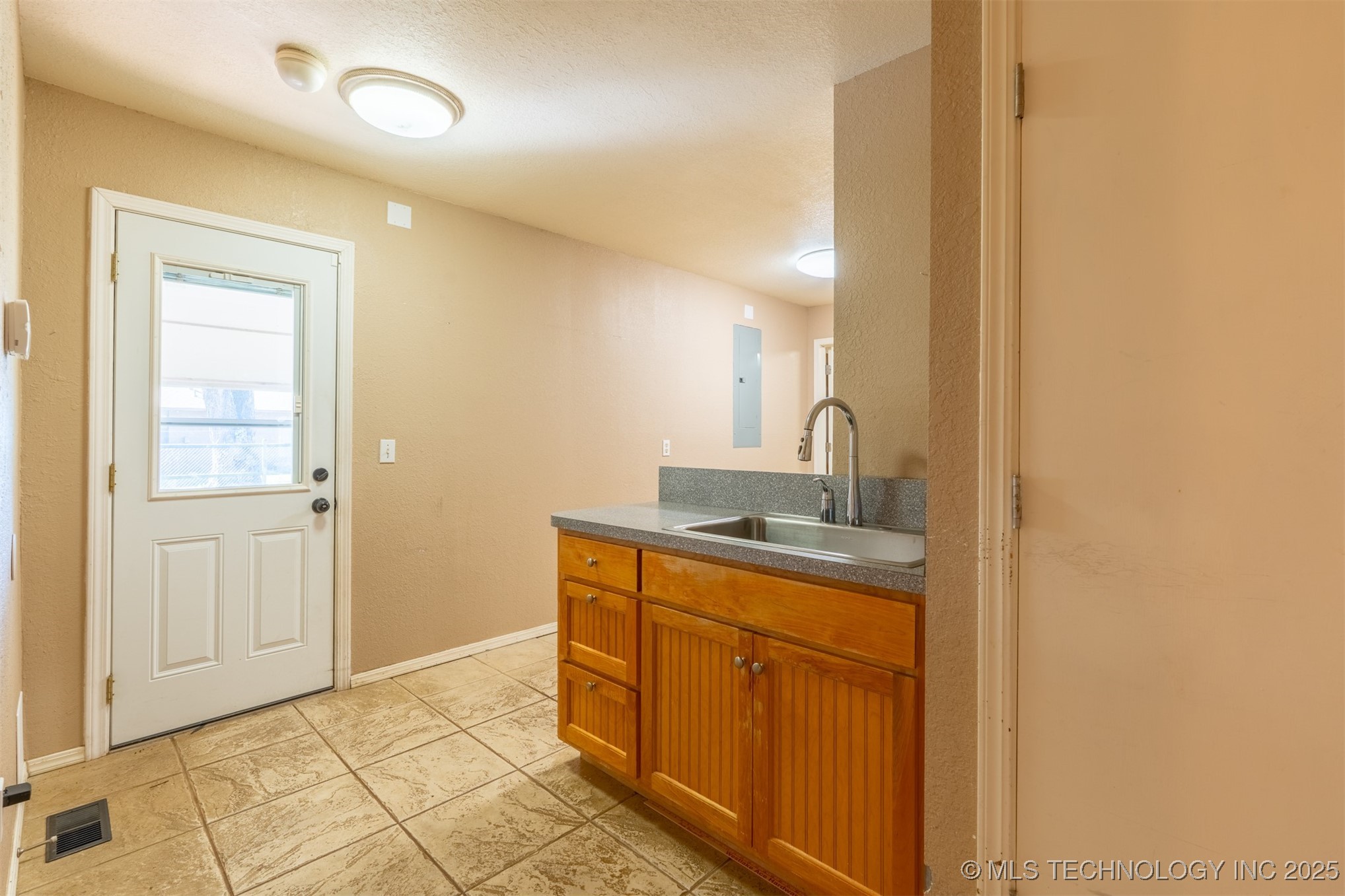 4610 E 118th Street Property Photo 24