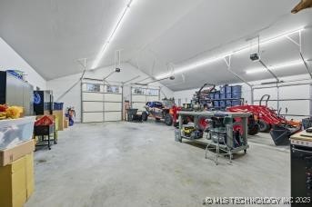 73015 Whispering Oaks Drive Property Photo 36